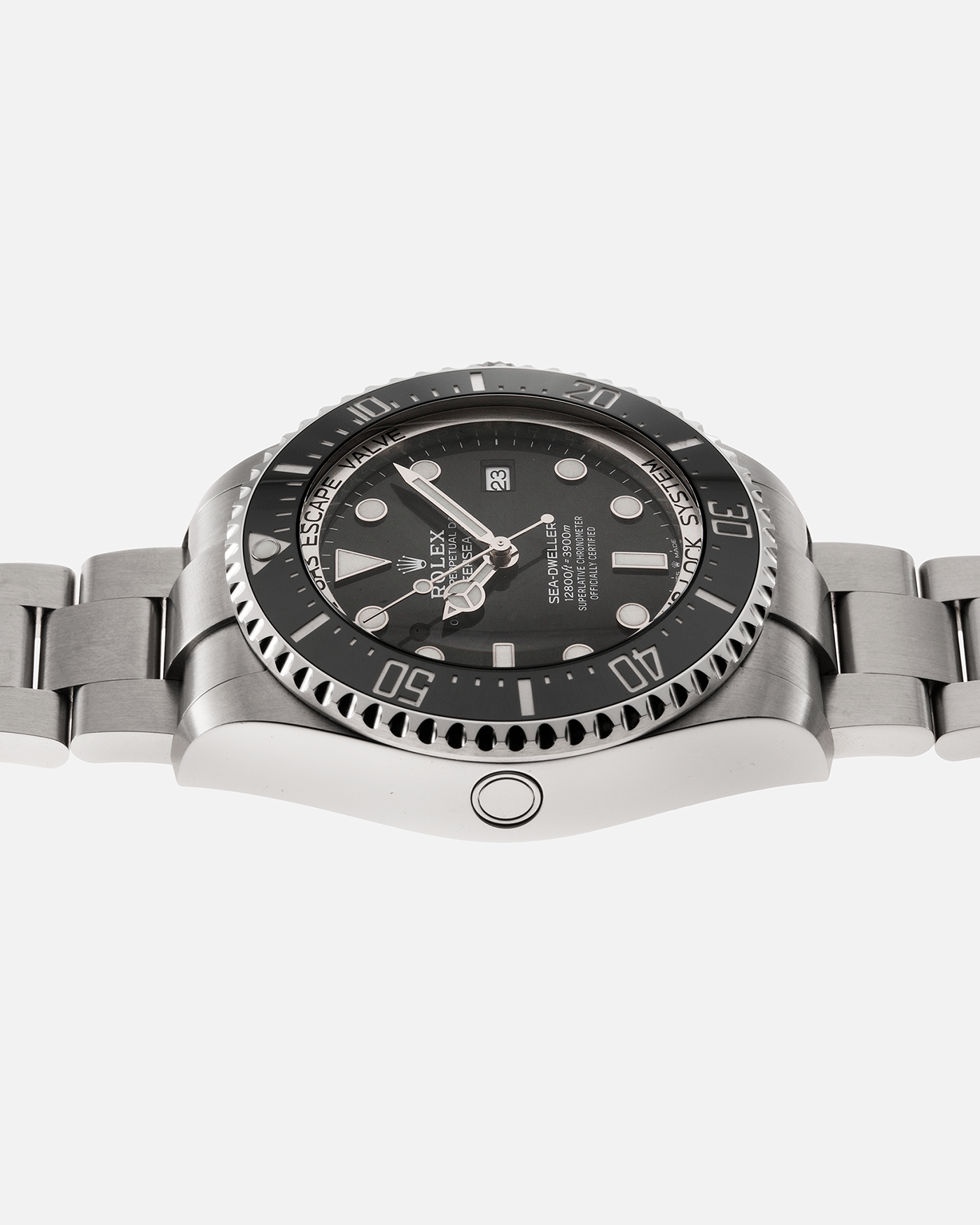 Brand: Rolex Year: 2018 Model: Deepsea Sea Dweller Reference Number: 126660 Material: Stainless Steel Movement: Rolex Cal. 3235, Self-Winding Case Diameter: 44mm Bracelet / Strap: Rolex 904L Steel Oyster Bracelet with Fliplock and Glidelock Extension System 