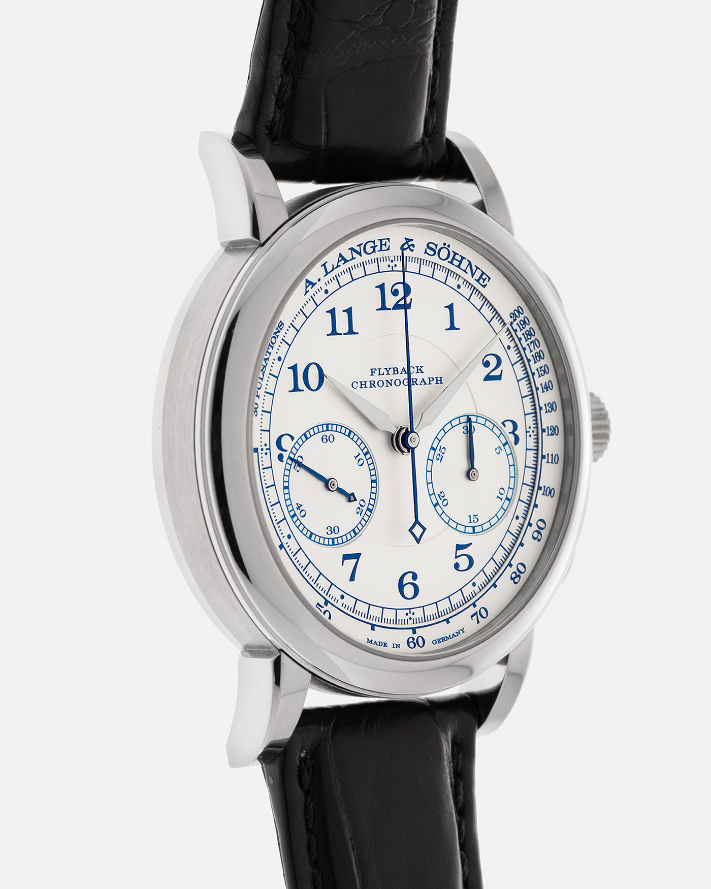Brand: A. Lange & Söhne
Year: 2017
Model: 1815 Chronograph Boutique Edition
Reference Number: 414.026
Material: 18-carat White Gold
Movement: A. Lange & Söhne Cal. L951.5, Manual-Winding
Case Dimensions: 39.5mm x 11mm (Lug-to-Lug 48mm)
Lug Width: 20mm
Strap: A. Lange & Söhne Black Alligator Strap with signed 18-carat White Gold Tang Buckle