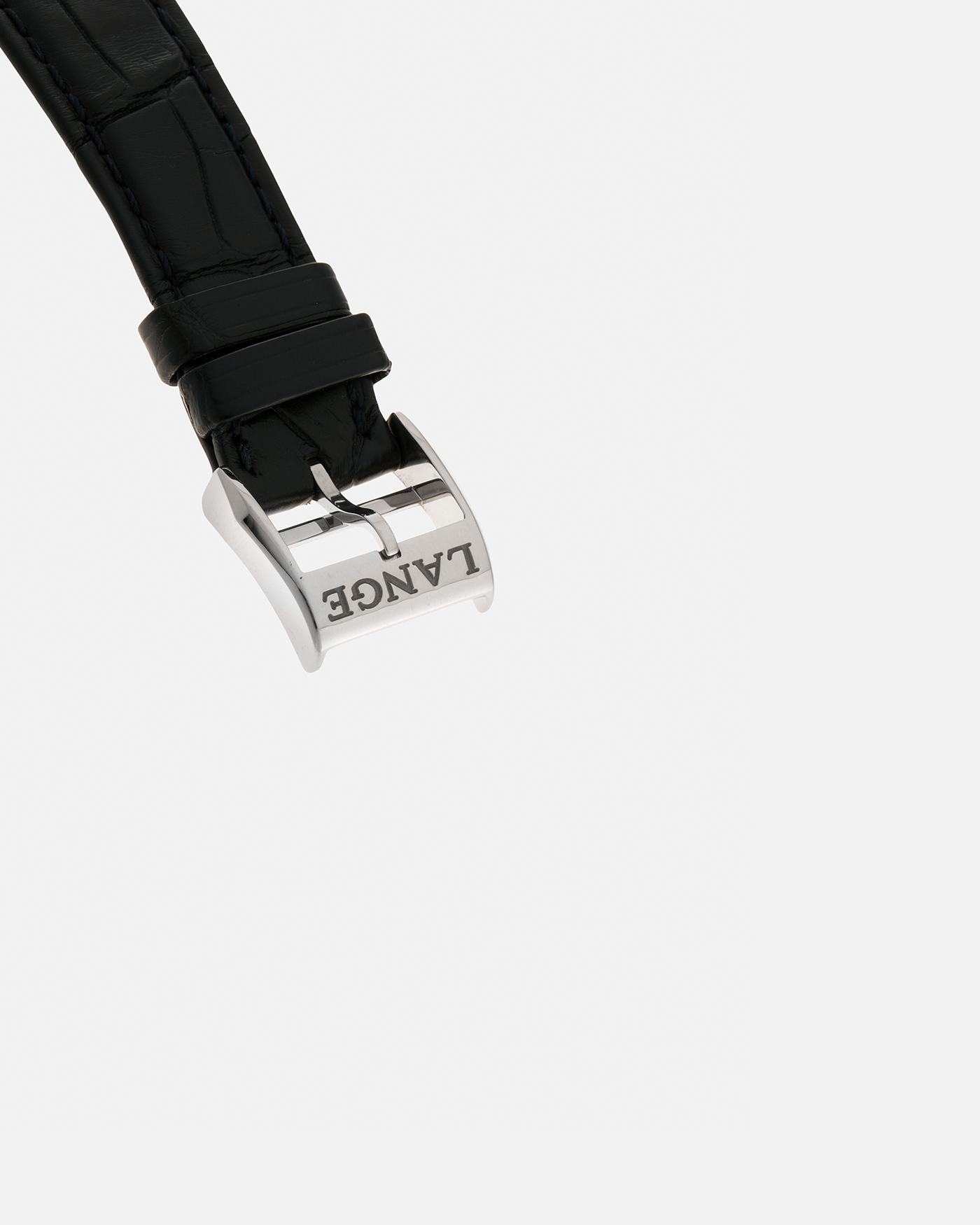 Brand: A. Lange & Söhne Year: 2000’s Model: Lange 1 Reference Number: 101.027 Material: 18-carat White Gold Movement: A. Lange & Söhne Cal. L901.5, Manual Winding Case Diameter: 38.5mm Strap: A. Lange & Söhne Black Alligator Leather Strap with Signed 18-carat White Gold Tang Buckle