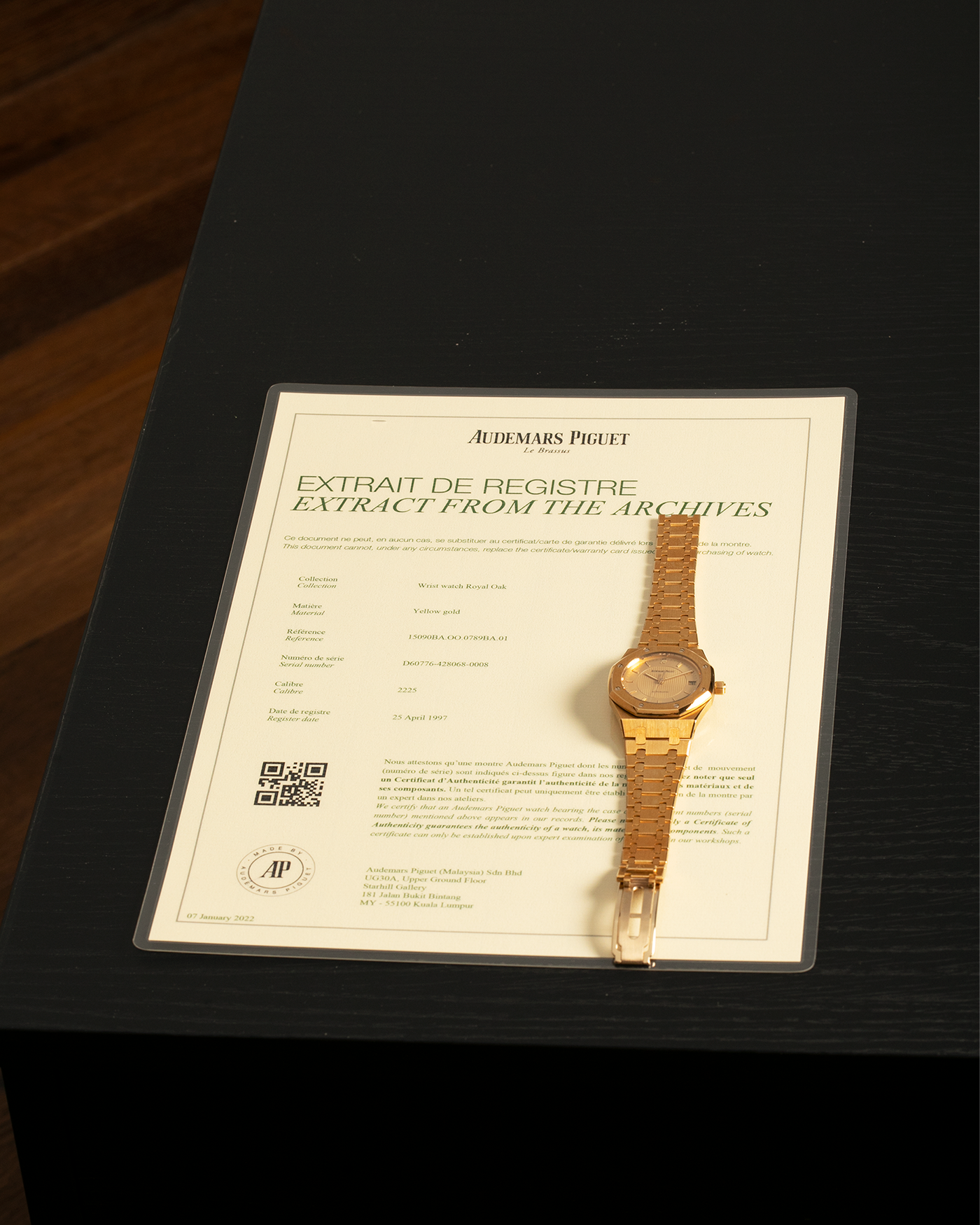 Brand: Audemars Piguet
Year: 1992
Model: Royal Oak ‘Nick Faldo’
Reference: 15090BA
Material: 18-carat Yellow Gold
Movement: Audemars Piguet Cal. 2225 (Derived from JLC Cal. 889), Self-Winding
Case Dimensions: 36mm x 8mm (Lug-to-Lug 46mm)
Bracelet: Audemars Piguet Integrated Bracelet in 18-carat Yellow Gold with Signed Folding Clasp