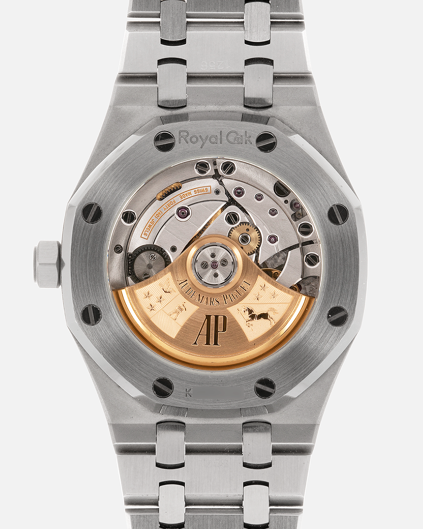 Brand: Audemars Piguet Year: 2020 Model: Royal Oak Reference Number: 15450ST Material: Stainless Steel Movement: Cal. 3120, Self-Winding Case Diameter: 37mm Bracelet: Audemars Piguet Stainless Steel Integrated Bracelet with Signed Clasp