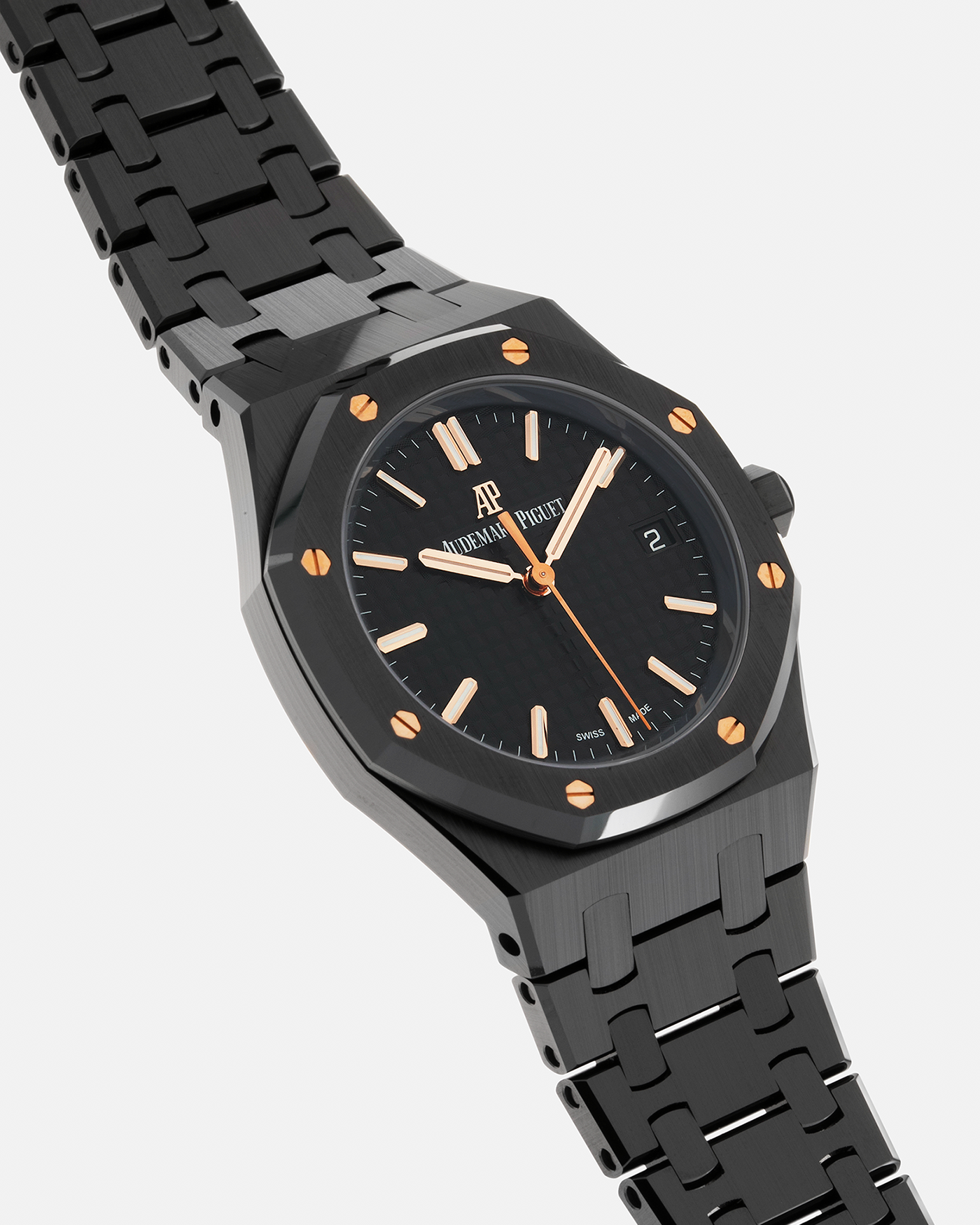 Brand: Audemars Piguet Year: 2021 Model: Royal Oak Reference Number: 77350CE Material: Ceramic Case and Bracelet, Titanium Clasp and Caseback Movement: Vaucher-based Cal. 5800, Self-Winding Case Dimensions: 34mm x 8.8mm Bracelet: Audemars Piguet Integrated Black Ceramic Bracelet with Signed Titanium Clasp