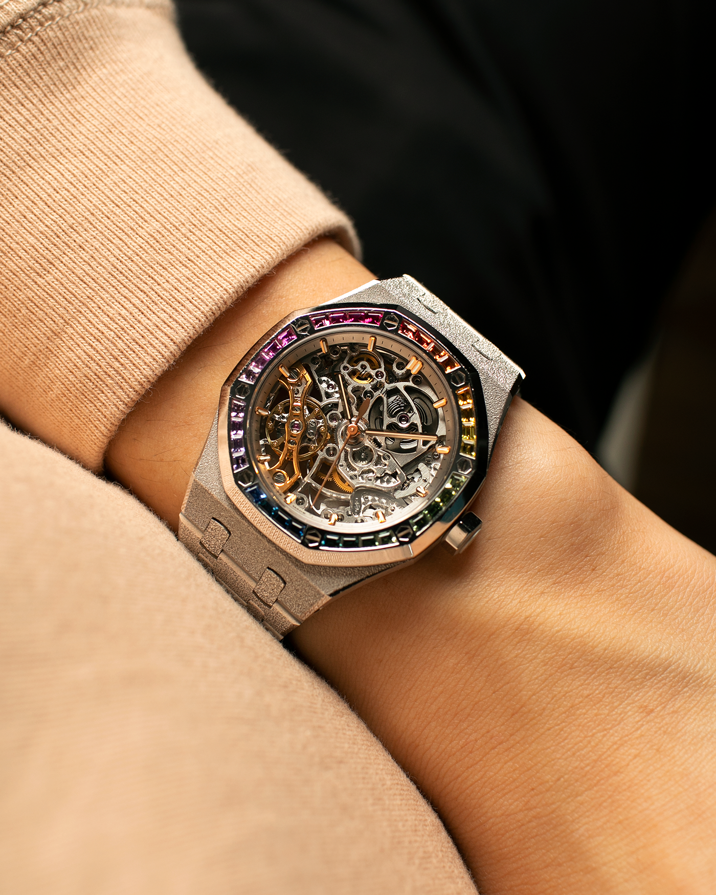 Brand: Audemars Piguet
Year: 2019
Model: Royal Oak
Reference Number: 15468BC
Material: 18-carat White Gold, Multi-Colored Baguette-Cut Sapphires
Movement: Audemars Piguet Cal. 3132, Self-Winding
Case Dimensions: 37mm x 10mm (46.2mm Lug-to-Lug)
Bracelet: Audemars Piguet Integrated 18-carat White Gold Bracelet with Frosted Finish and signed ‘AP’ Folding Clasp

