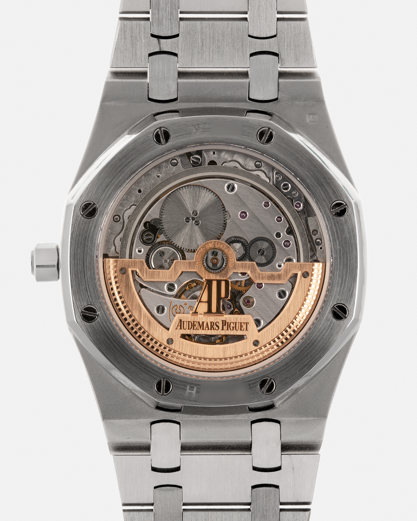 Brand: Audemars Piguet Year: 2014 Model: Royal Oak Reference Number: 15202ST.OO.1240ST.01 Material: Stainless Steel Movement: Audemars Piguet Cal. 2121 (Derived from JLC Cal. 920), Self-Winding Case Dimensions: 39mm x 8.1mm Bracelet: Audemars Piguet Stainless Steel Integrated Bracelet