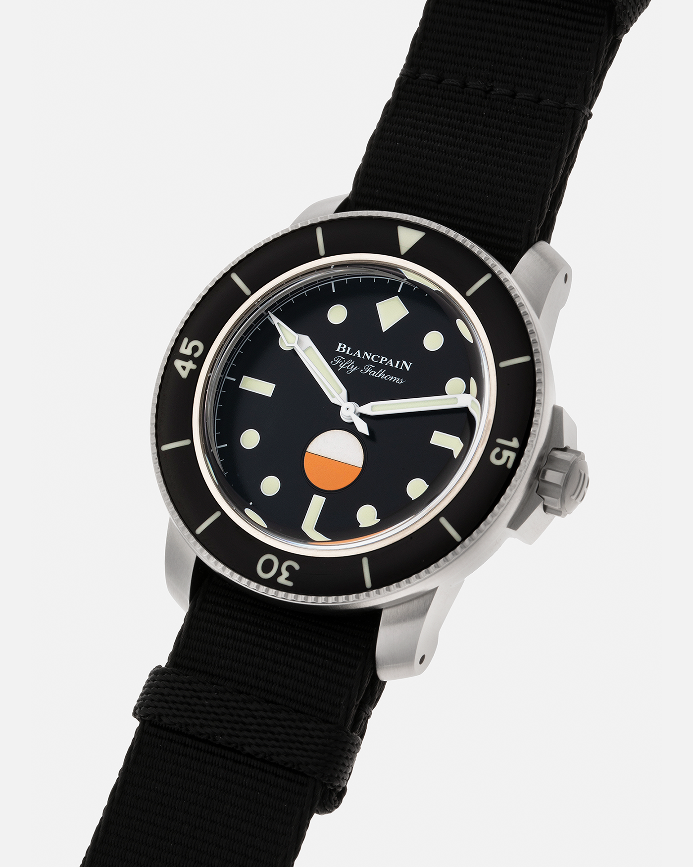 Brand: Blancpain Year: 2020 Model: Fifty Fathoms Mil Spec Hodinkee Edition Reference Number: 5008 11B30 NABA Material: Stainless Steel Movement: Automatic Blancpain 1154 Case Diameter: 40mm Bracelet/Strap: Blancpain Black NATO Strap