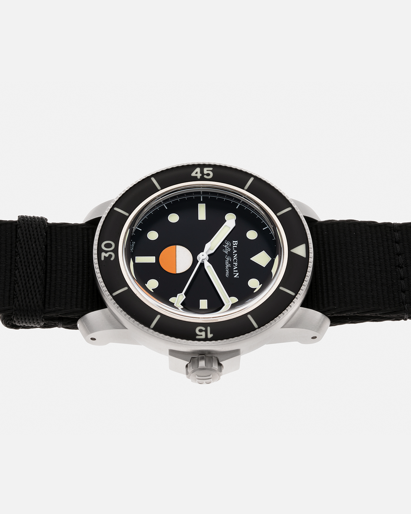 Brand: Blancpain Year: 2020 Model: Fifty Fathoms Mil Spec Hodinkee Edition Reference Number: 5008 11B30 NABA Material: Stainless Steel Movement: Automatic Blancpain 1154 Case Diameter: 40mm Bracelet/Strap: Blancpain Black NATO Strap