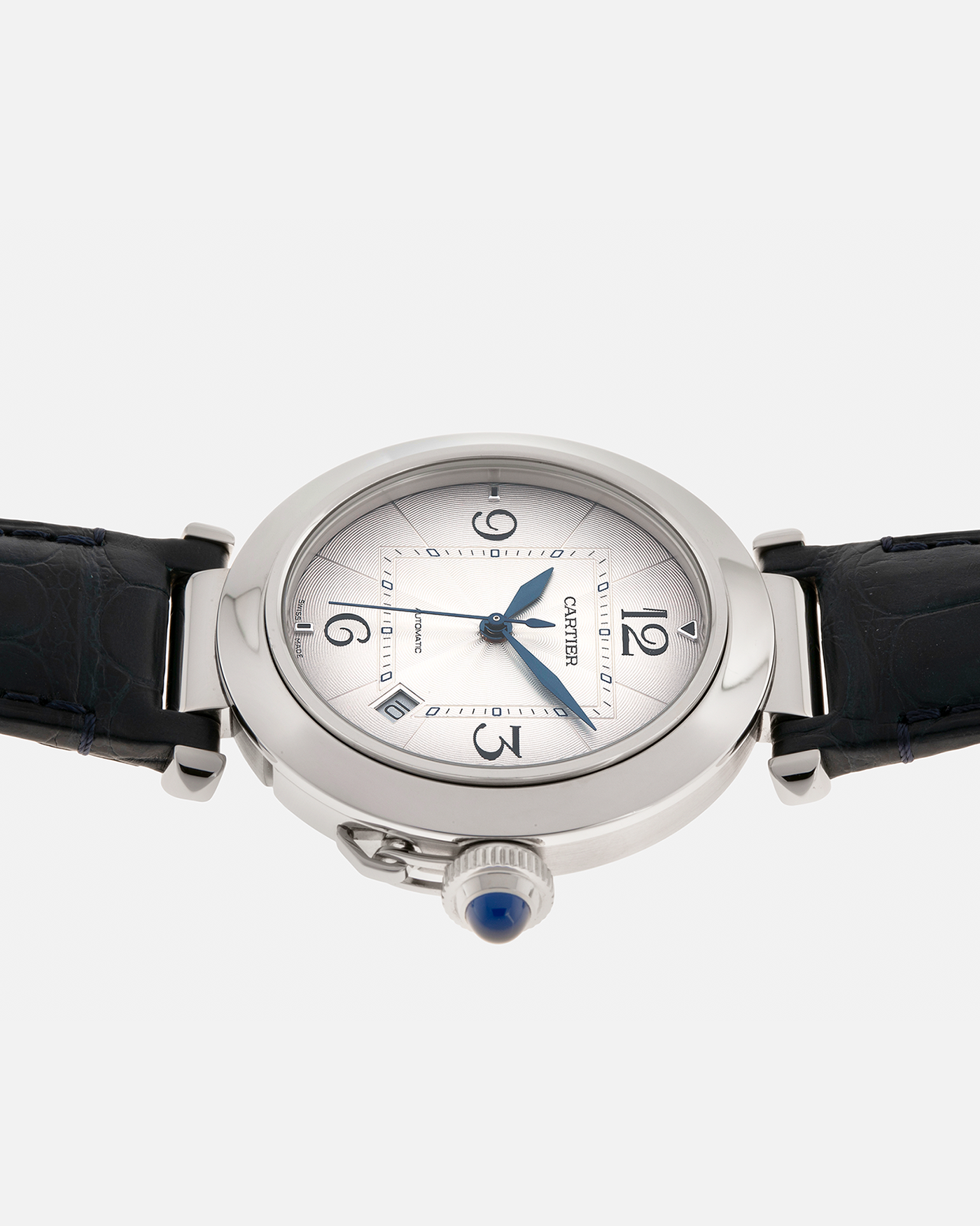 Brand: Cartier
Year: 2021
Model: Pasha 41
Reference Number: 4266, WSPA0010
Material: Stainless Steel
Movement: Cartier Cal. 1847, Self-Winding
Case Dimensions: 41mm x 9.55mm (Lug-to-Lug 47.5mm)
Lug Width: 20mm
Straps: Cartier Dark Blue Alligator Leather Strap with Signed Stainless Steel Deployant Clasp, extra Cartier Dark Grey Alligator Leather Strap