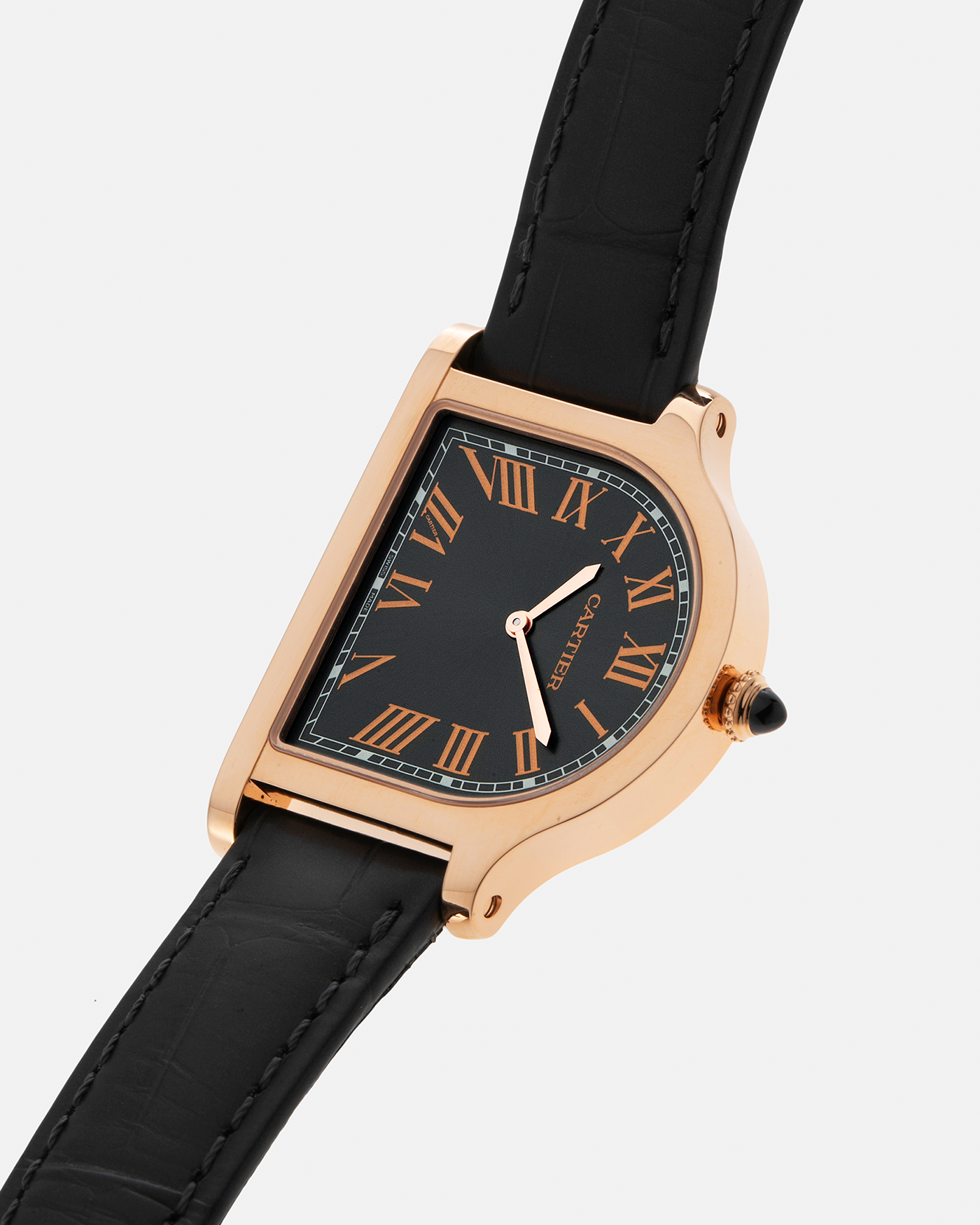 Brand: Cartier Year: 2021 Model: Cartier Privé Collection Cloche De Cartier, Limited to 100 Pieces Reference: CRWGCC0003 Material: 18-carat Rose Gold Movement: Cartier Cal. 1917MC, Manual-Winding Case Dimensions: 37.15mm x 28.75mm and 6.7mm Lug Width: 16mm Strap: Cartier Grey Alligator Leather Strap with Signed 18-carat Rose Gold Tang Buckle