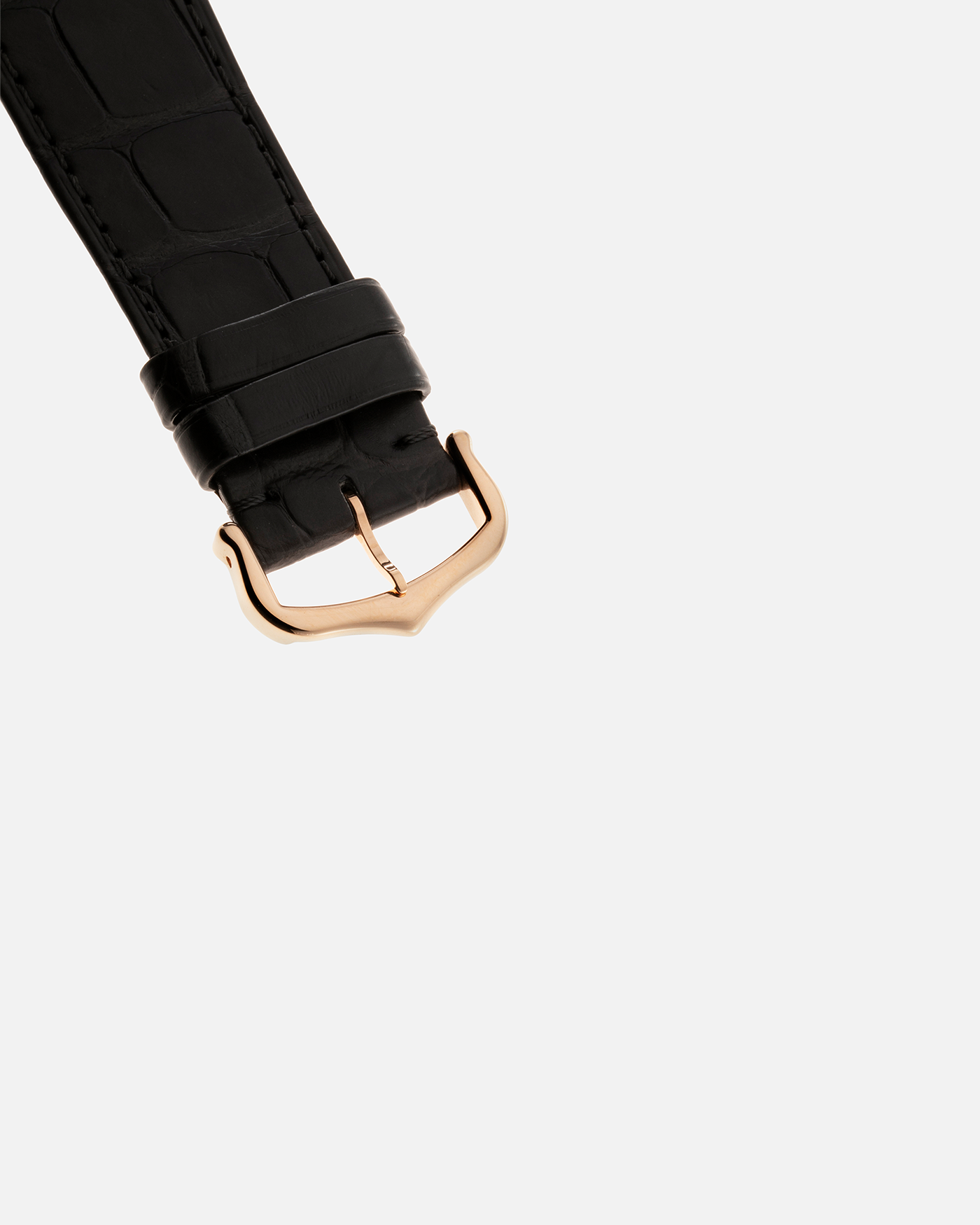 Brand: Cartier Year: 2022 Model: Privé Tank Asymétrique Reference: WGTA0043 Material: 18-carat Red Gold Movement: Cal. 1917MC, Manual-Winding Case Diameter: 47.15mm x 26.2mm x 6.38mm Strap: Cartier Grey Alligator Leather Strap with Signed 18-carat Red Gold Tang Buckle
