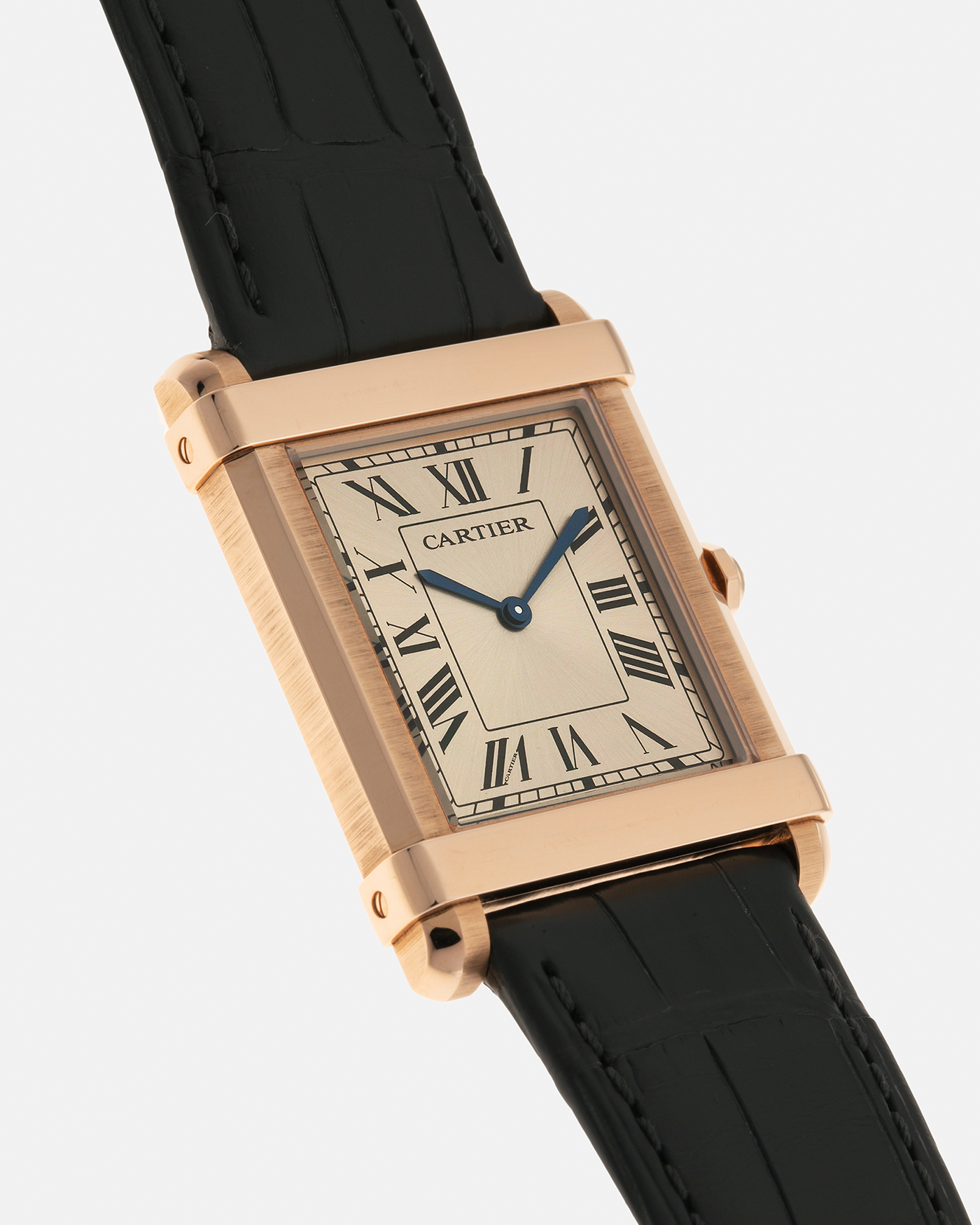 Brand: Cartier
Year: 2022
Model: Privé Tank Chinoise, Limited Edition of 150 Pieces in this Configuration
Reference Number: WGTA0075
Material: 18-carat Rose Gold
Movement: Cartier Cal. 437 MC (Based ocn Piaget Cal. 430P), Manual-Winding
Case Dimensions: 39.5mm x 29mm x 8mm (40mm Lug-to-Lug)
Lug Width: 21mm
Strap: Cartier Anthracite Grey Alligator Leather Strap with Signed 18-carat Rose Gold Tang Buckle