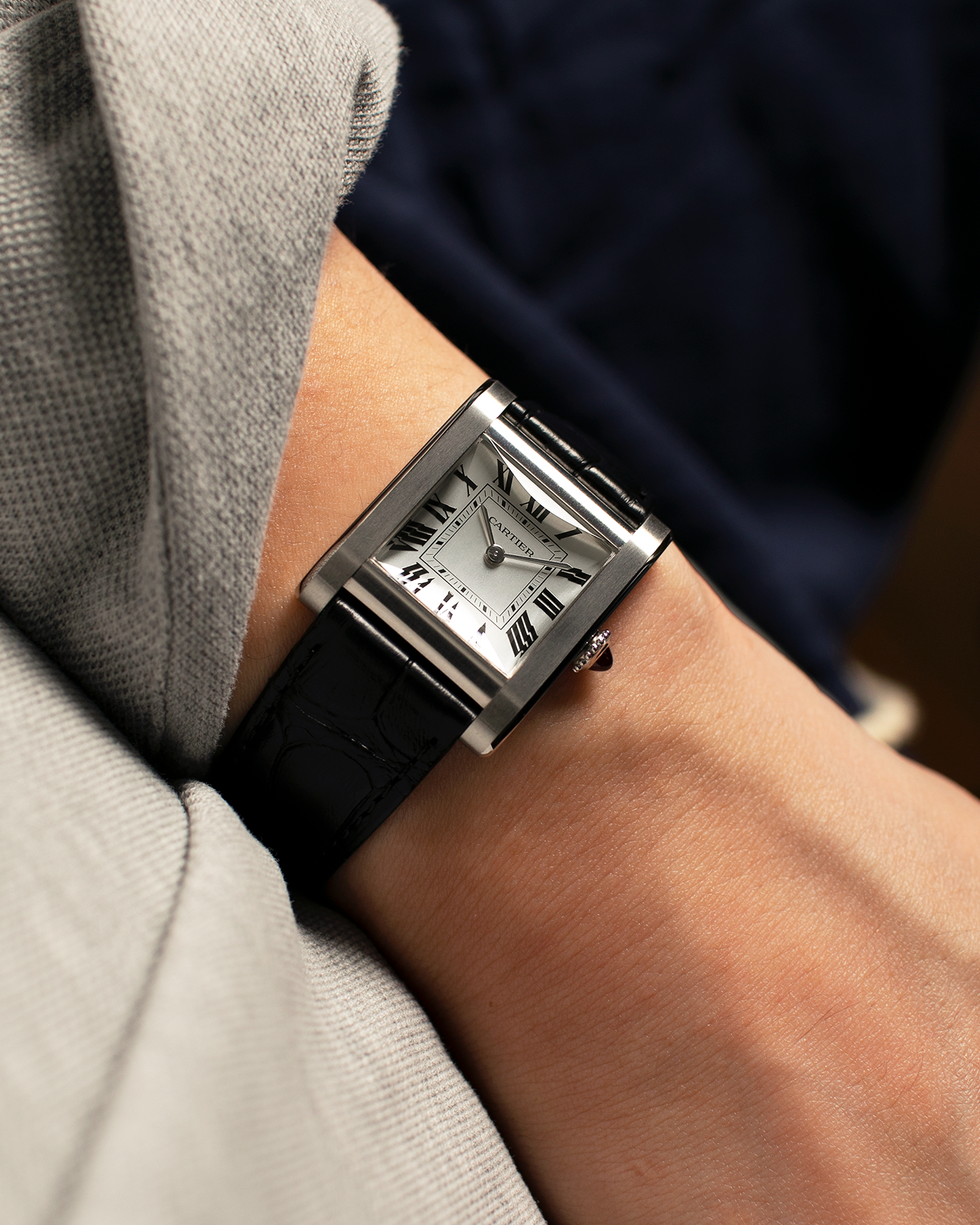 Brand: Cartier
Year: 2023
Model: Privé Tank Normale, Limited to 200 Pieces in this Combination
Reference Number: CRWGTA0109
Material: Platinum 950
Movement: Cartier Cal. 070 MC, Manual-Winding
Case Dimensions: 32.6mm (Including Lugs) x 25.7mm
Lug Width: 19mm
Strap: Cartier Black Alligator Leather Strap with Signed Platinum 950 Tang Buckle