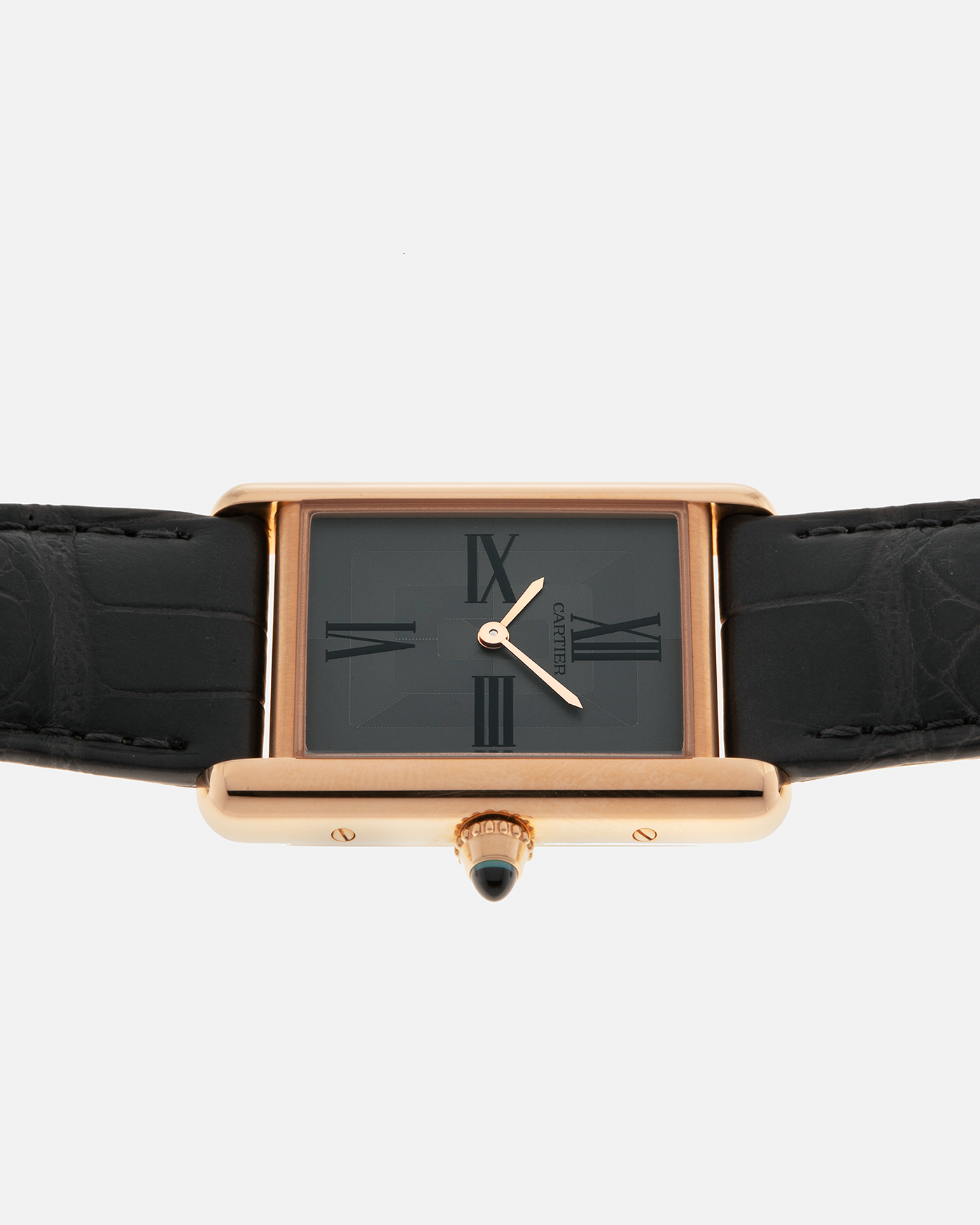 Brand: Cartier
Year: 2022
Model: Tank Louis Cartier Large ‘3816’
Reference: CRWGTA0092
Material: 18-carat Rose Gold
Movement: Cartier Cal. 1917 MC, Manual-Winding
Case Dimensions: 33.7mm (Including Lugs) x 25.5mm x 6.6mm
Lug Width: 19mm
Strap: Cartier Anthracite Grey Alligator Leather Strap with Signed 18-carat Rose Gold Tang Buckle