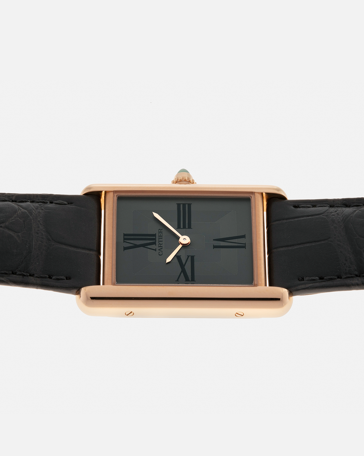 Brand: Cartier
Year: 2022
Model: Tank Louis Cartier Large ‘3816’
Reference: CRWGTA0092
Material: 18-carat Rose Gold
Movement: Cartier Cal. 1917 MC, Manual-Winding
Case Dimensions: 33.7mm (Including Lugs) x 25.5mm x 6.6mm
Lug Width: 19mm
Strap: Cartier Anthracite Grey Alligator Leather Strap with Signed 18-carat Rose Gold Tang Buckle