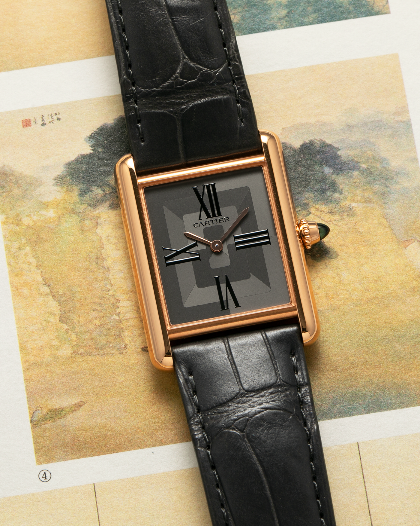Brand: Cartier
Year: 2022
Model: Tank Louis Cartier Large ‘3816’
Reference: CRWGTA0092
Material: 18-carat Rose Gold
Movement: Cartier Cal. 1917 MC, Manual-Winding
Case Dimensions: 33.7mm (Including Lugs) x 25.5mm x 6.6mm
Lug Width: 19mm
Strap: Cartier Anthracite Grey Alligator Leather Strap with Signed 18-carat Rose Gold Tang Buckle