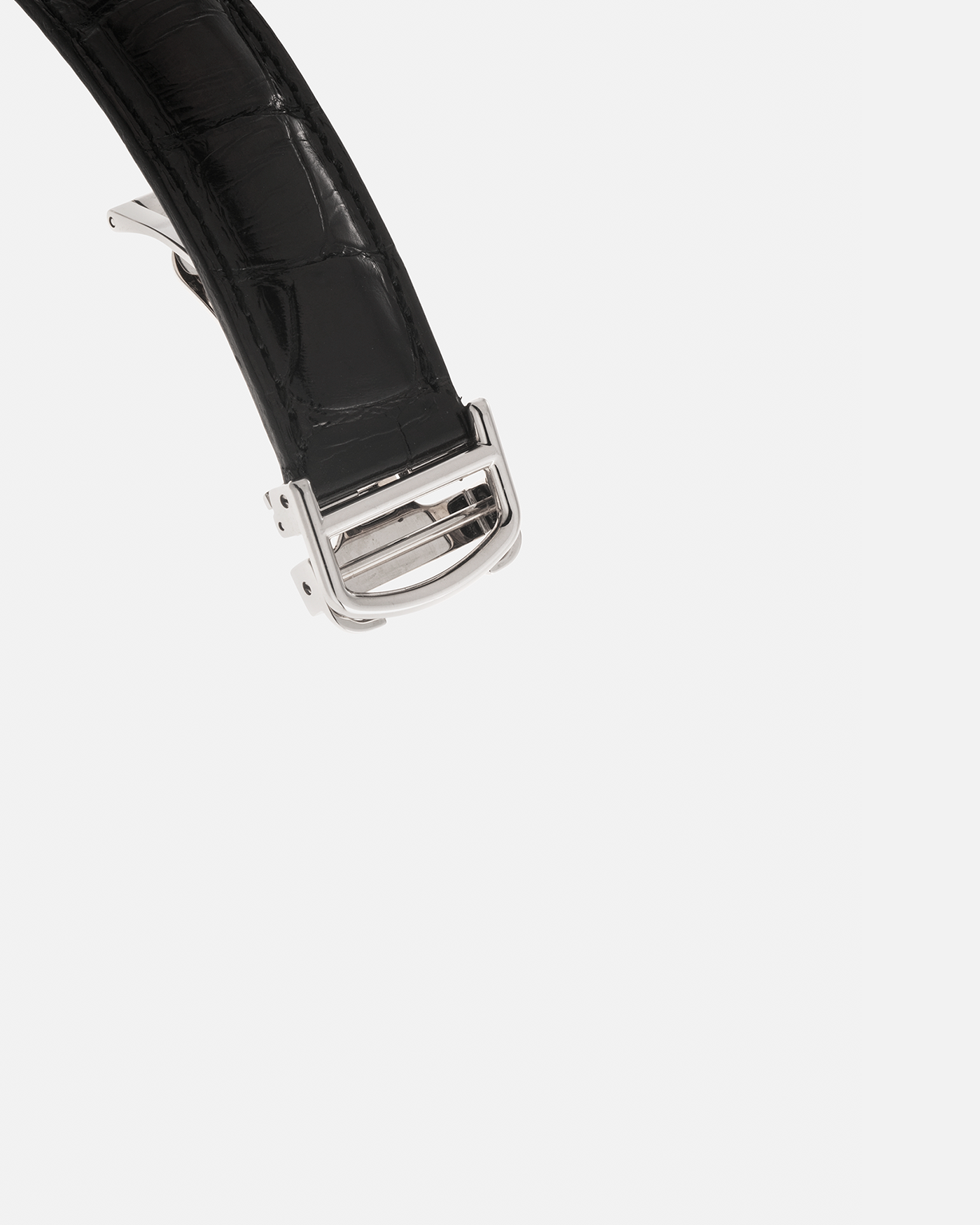 Brand: Cartier Year: 2000s Model: CPCP Collection Prive Tortue Monopoussoir XL Reference: 2762 Material: 18-carat White Gold Movement: THA Cal. 045MC, Manual-Winding Case Dimensions: 37mm x 39 mm Lug Width: 20mm Strap: Jean Rosseau Black Alligator Leather Strap with Signed 18-carat White Gold Deployant Clasp