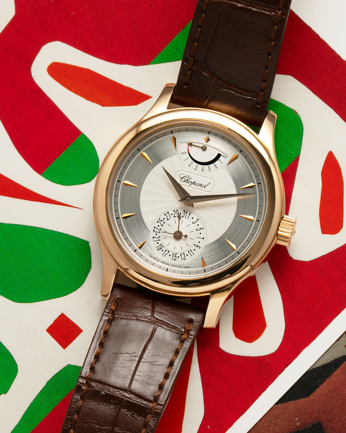 Brand: Chopard L.U.C. Year: 1990’s Model / Reference: 16/1863 ‘Quattro’ Material: 18-carat Yellow Gold Movement: Chopard Cal. 1.98, Manual-Winding Case Diameter: 38mm Lug Width: 19mm Strap: Chopard Brown Alligator Leather Strap with Signed 18-carat Yellow Gold Tang Buckle