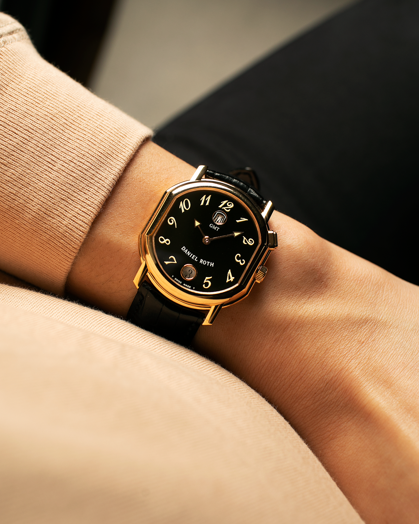 Brand: Daniel Roth
Year: 1990s
Model: GMT
Material: 18-carat Yellow Gold
Movement: Heavily-Modified Girard Perregaux Cal. GP3100, Self-Winding
Case Diameter: 35mm x 38mm (Lug-to-Lug 41mm)
Lug Width: 19mm
Strap: Cellini Black Alligator Leather Strap with Signed 18-carat Yellow Gold Tang Buckle