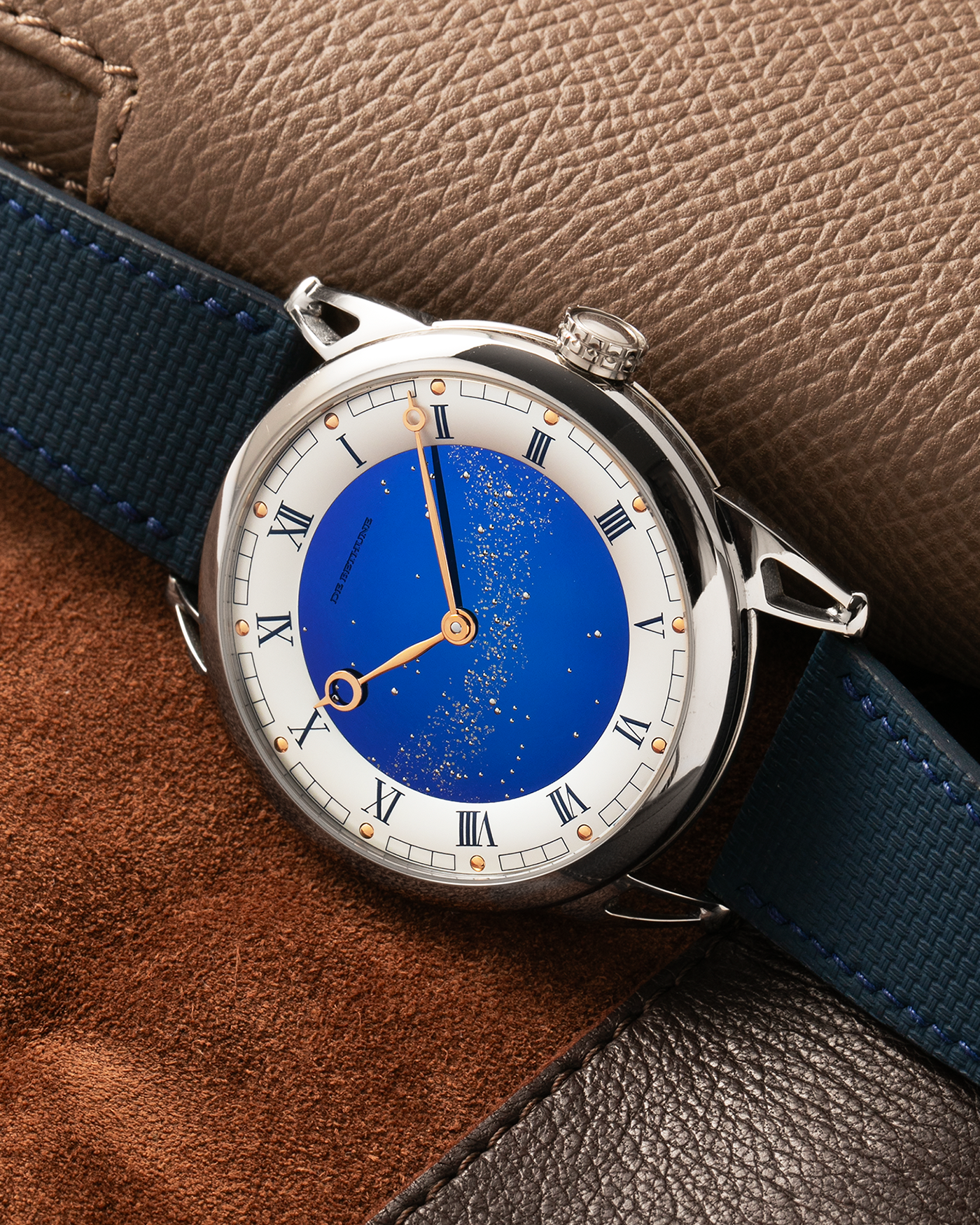 Brand: De Bethune
Year: 2022
Model: Starry Varius
Reference: DB25VTIS3
Material: Titanium
Movement: In-House Cal. DB2005
Case Diameter: 42mm
Strap: Delugs Blue Textile Strap, De Bethune Navy Blue Alligator Strap, De Bethune Black Alligator Strap with Titanium De Bethune Tang Buckle