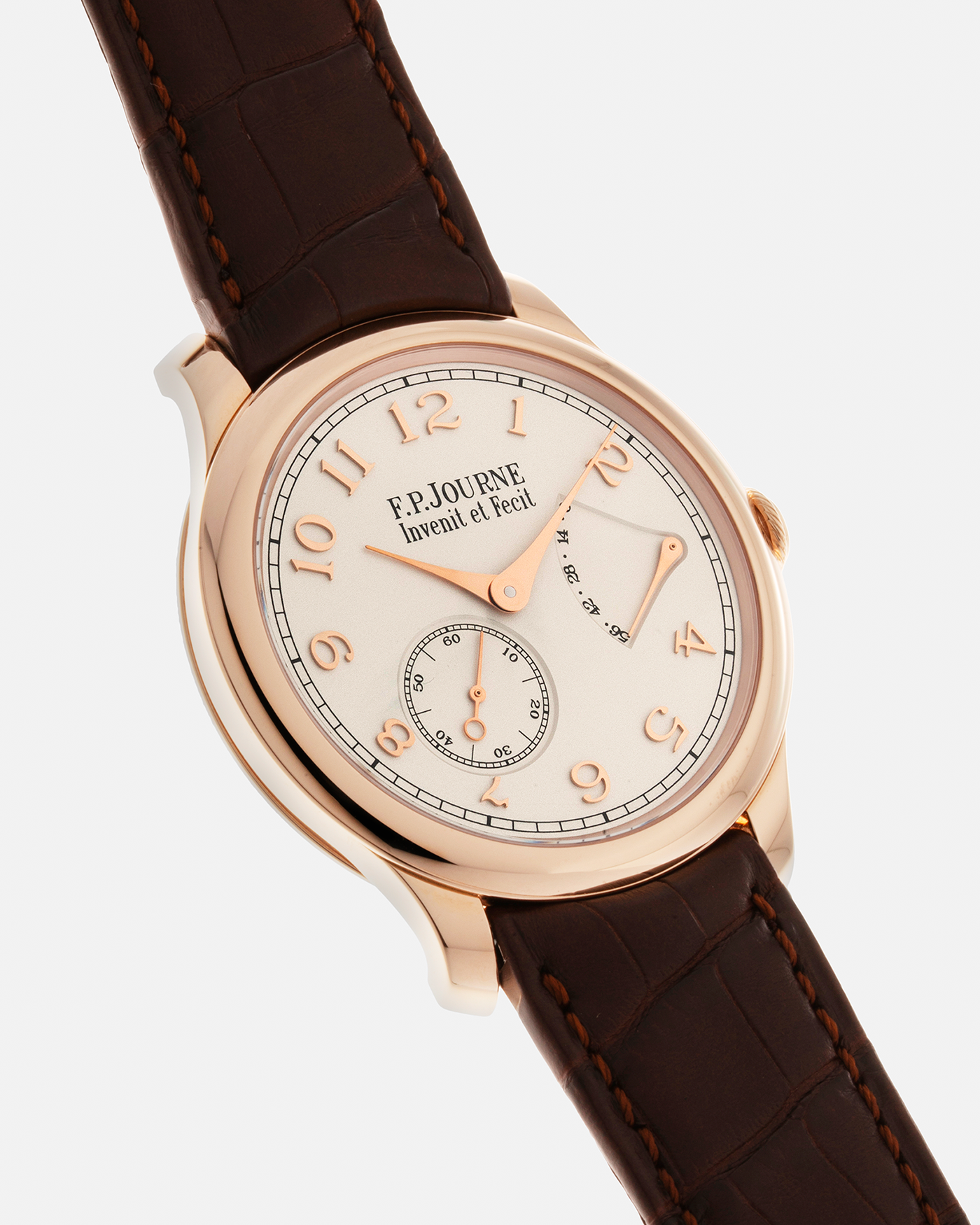 Brand: F.P. Journe Year: 2021 Model: Chronomètre Souverain Material: 18-carat Rose Gold Movement: F.P Journe Cal. 1304, Manual-Winding Case Diameter: 40mm Lug Width: 20mm Strap: F.P. Journe Brown Alligator Leather Strap and Signed 18-carat Rose Gold Tang Buckle