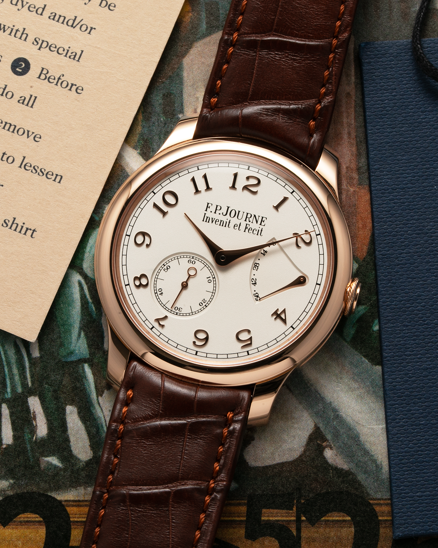 Brand: F.P. Journe Year: 2021 Model: Chronomètre Souverain Material: 18-carat Rose Gold Movement: F.P Journe Cal. 1304, Manual-Winding Case Diameter: 40mm Lug Width: 20mm Strap: F.P. Journe Brown Alligator Leather Strap and Signed 18-carat Rose Gold Tang Buckle