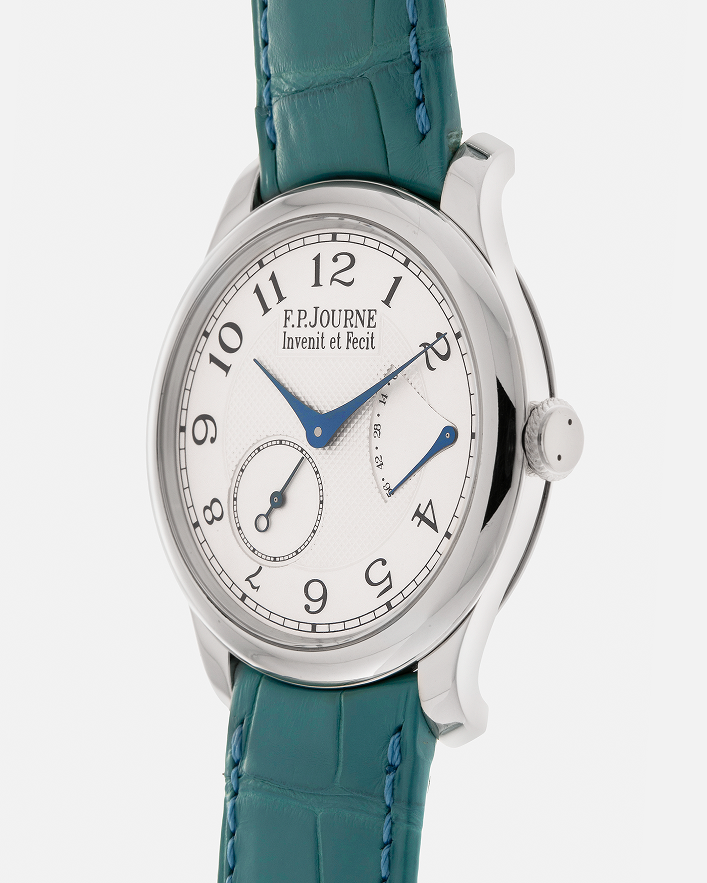 Brand: F.P. Journe
Year: 2010’s
Model: Chronomètre Souverain
Material: Platinum 950 Case, 18-Rose Gold Movement
Movement: F.P Journe Cal. 1304, Manual-Winding
Case Dimensions: 40mm x 8mm (Lug-to-Lug 48.2mm)
Lug Width: 20mm
Strap: F.P Journe Teal Alligator Leather Strap with Signed Platinum 950 Tang Buckle