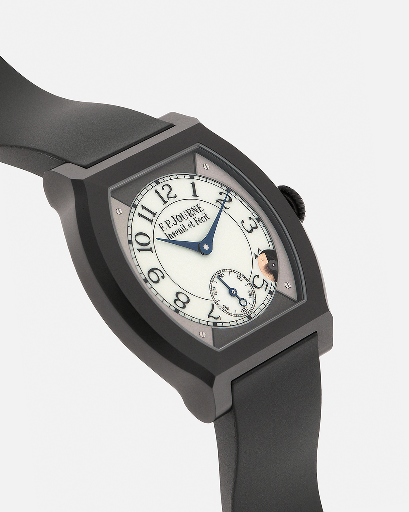 Brand: F.P. Journe
Year: 2024
Model: Elegante 40
Material: Titalyt-Treated Grade 5 Titanium
Movement: F.P. Journe Cal. 1210, Electromechanical Quartz
Case Dimensions: 40mm x 35mm x 7.35mm (Lug-to-Lug 40mm)
Lug Width: 17mm
Straps: F.P. Journe Brown Rubber Strap with Signed Titalyt-treated Grade 5 Titanium Tang Buckle, extra F.P. Journe Dark Grey Rubber Strap, extra F.P. Journe Green Rubber Strap