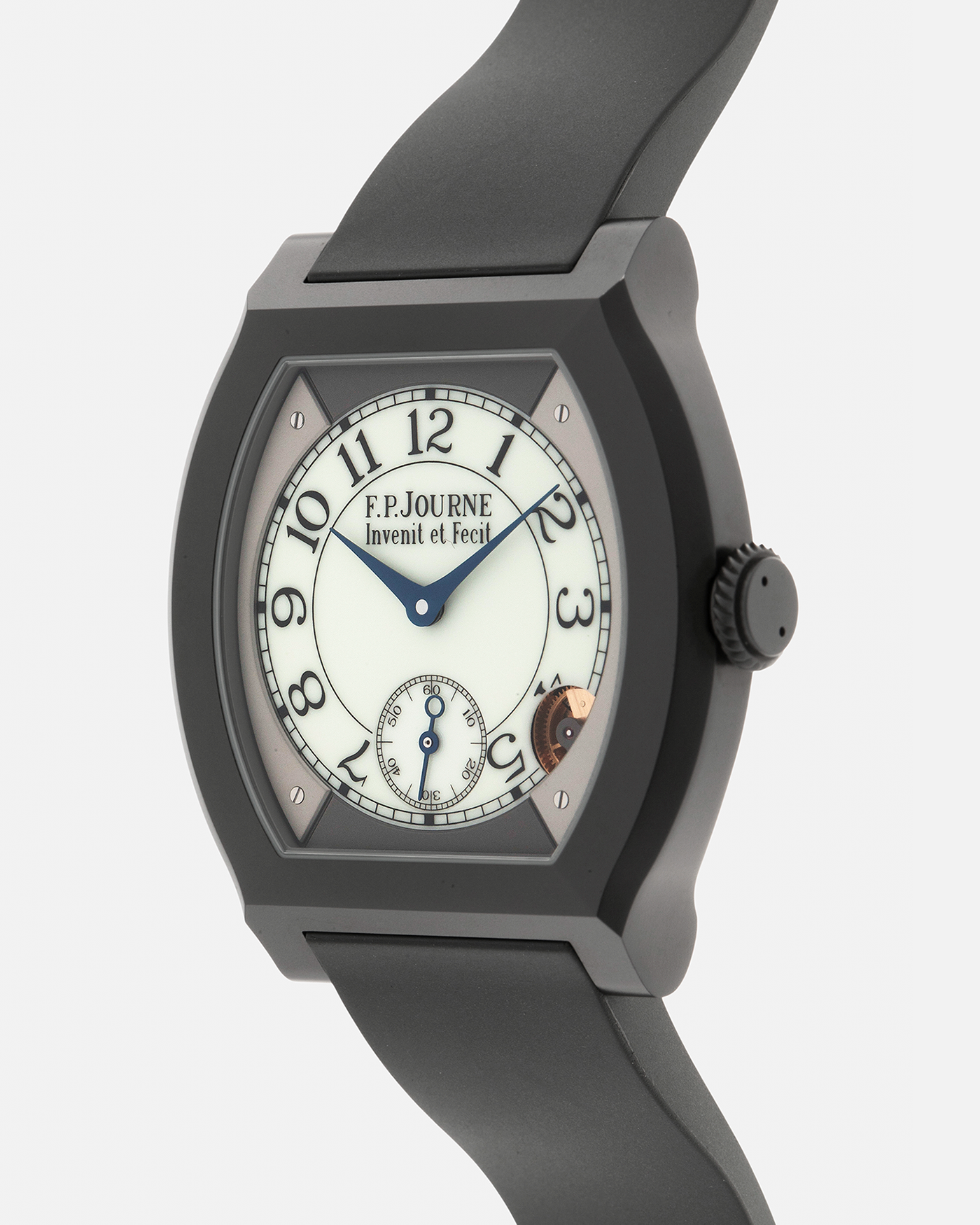 Brand: F.P. Journe
Year: 2024
Model: Elegante 40
Material: Titalyt-Treated Grade 5 Titanium
Movement: F.P. Journe Cal. 1210, Electromechanical Quartz
Case Dimensions: 40mm x 35mm x 7.35mm (Lug-to-Lug 40mm)
Lug Width: 17mm
Straps: F.P. Journe Brown Rubber Strap with Signed Titalyt-treated Grade 5 Titanium Tang Buckle, extra F.P. Journe Dark Grey Rubber Strap, extra F.P. Journe Green Rubber Strap