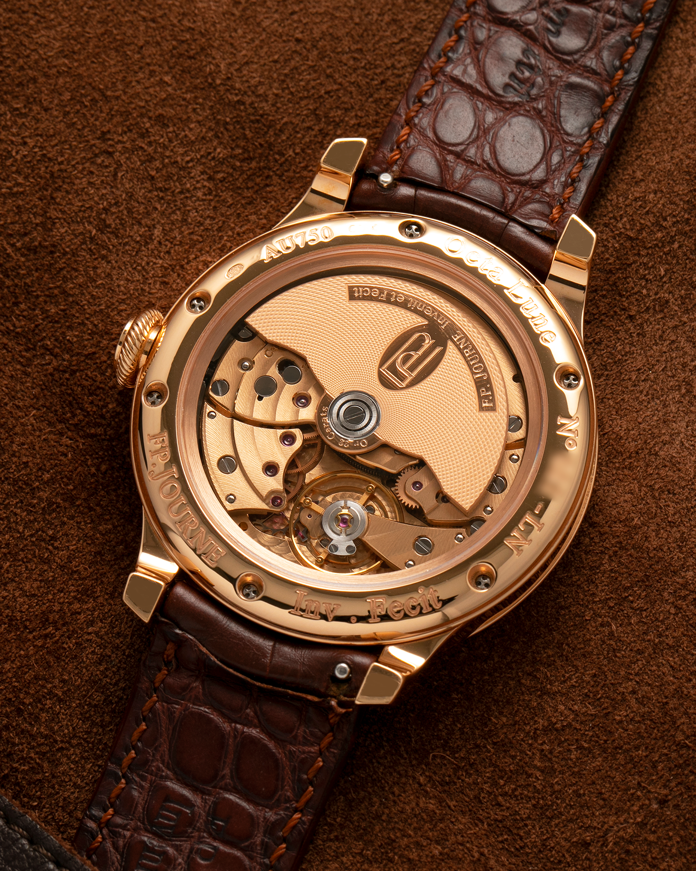 Brand: F.P. Journe
Year: 2017
Model: Octa Lune
Reference: LN
Material: 18-carat Rose Gold Case, Movement (Bridges and Plate), Dial, and 22-carat Rose Gold Rotor
Movement: F.P. Journe Cal. 1300.3, Self-Winding
Case Dimensions: 42mm x 10.7mm (48mm Lug-to-Lug)
Lug Width: 20mm
Strap: F.P. Journe Dark Brown Alligator Leather Strap and Signed 18k Rose Gold Tang Buckle