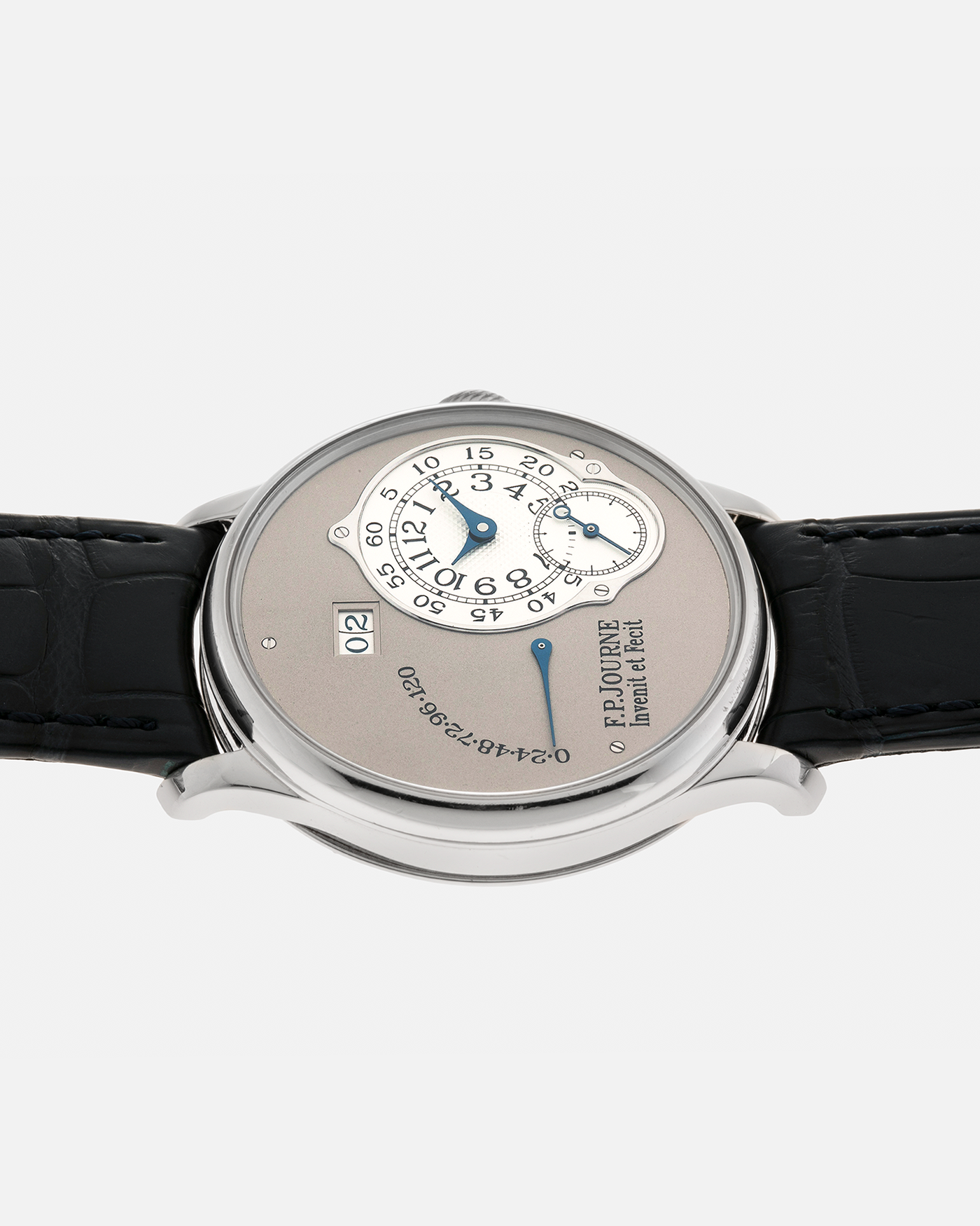 Brand: F.P. Journe
Year: 2008
Model: Octa Réserve de Marche
Material: Platinum 950 Case, Red Gold Movement
Movement: F.P. Journe Cal. 1300.3, Self-Winding
Case Dimensions: 38mm x 10mm (46.6mm Lug-to-Lug)
Lug Width: 20mm
Strap: F.P. Journe Navy Blue Alligator Leather Strap and Signed Platinum 950 Tang Buckle