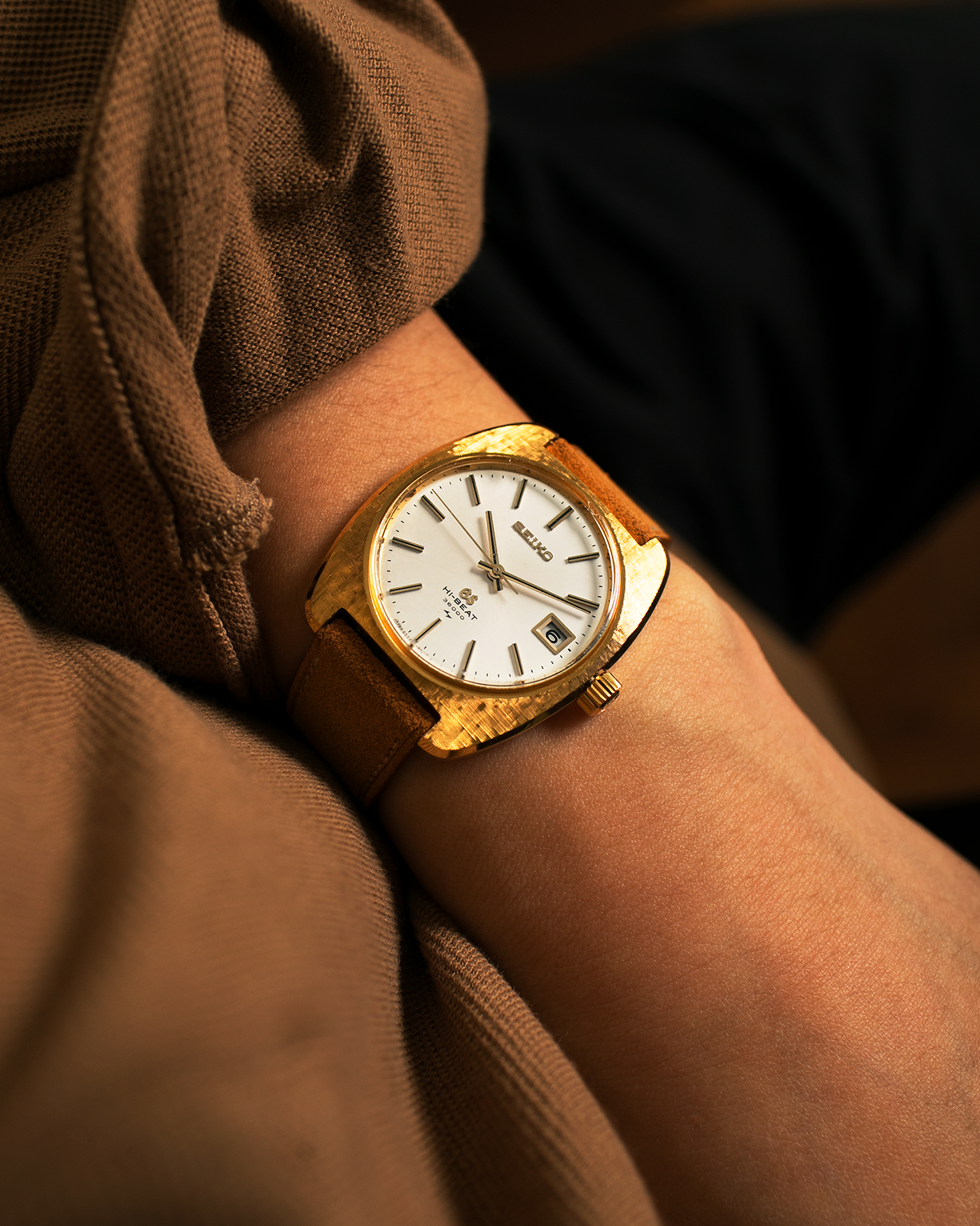 Brand: Grand Seiko
Year: Circa 1970’s
Reference Number: 4522-8010
Material: 18-carat Yellow Gold
Movement: Cal. 4520A
Case Diameter: 36mm Diameter 9mm Thickness
Lug Width: 18mm
Bracelet/Strap: Nostime Cognac Suede Strap and Unsigned Buckle