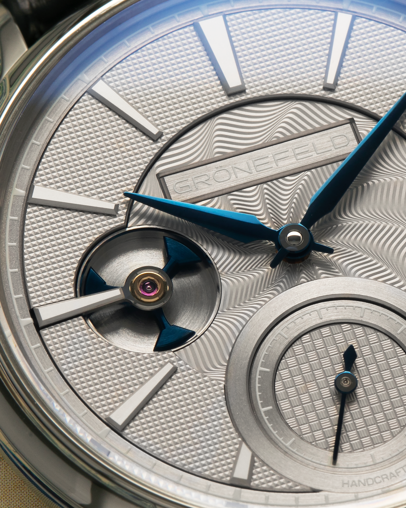 Brand: Grönefeld
Year: 2022
Model: 1941 Remontoire ‘Guilloché’, Pièce Unique
Material: Stainless Steel
Movement: Grönefeld Cal. G-05, Manual-Winding
Case Dimensions: 39.5mm x 10.5mm (Lug-to-Lug 47mm)
Lug Width: 20mm
Strap: Grönefeld Black Calf Leather Strap with Signed Stainless Steel Tang Buckle