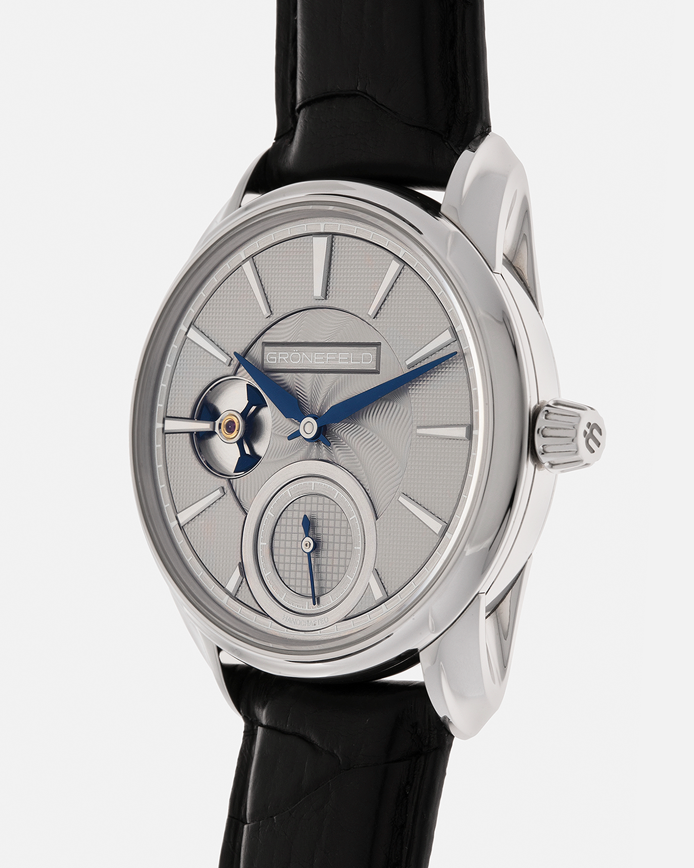 Brand: Grönefeld
Year: 2022
Model: 1941 Remontoire ‘Guilloché’, Pièce Unique
Material: Stainless Steel
Movement: Grönefeld Cal. G-05, Manual-Winding
Case Dimensions: 39.5mm x 10.5mm (Lug-to-Lug 47mm)
Lug Width: 20mm
Strap: Grönefeld Black Calf Leather Strap with Signed Stainless Steel Tang Buckle