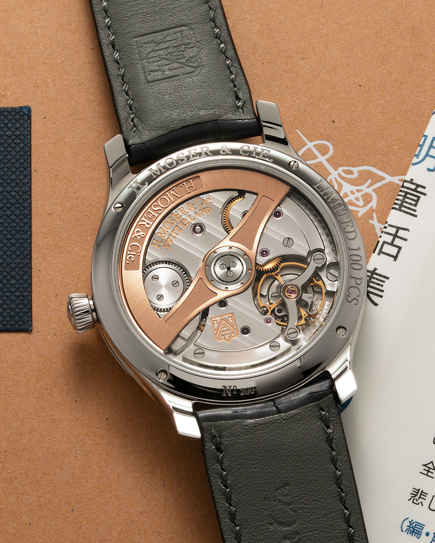 H.Moser & Cie Endeavour Center Seconds Blue Lagoon Fumé