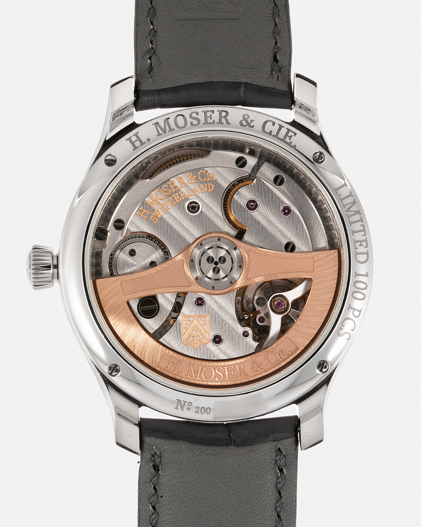 H.Moser & Cie Endeavour Center Seconds Blue Lagoon Fumé