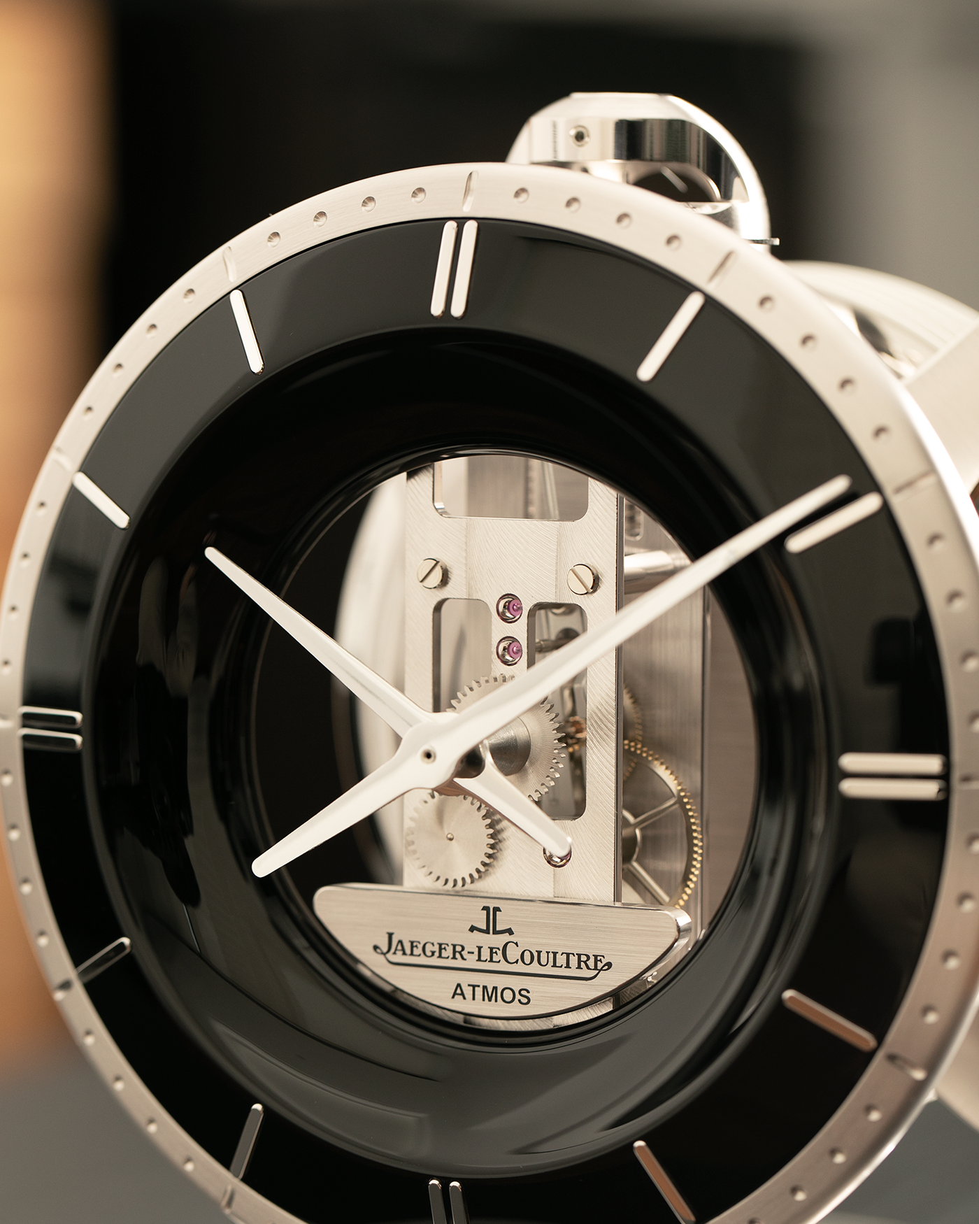 Brand: Jaeger LeCoultre
Year: 2022
Model: Atmos Infinite
Reference Number: Q540531J
Material: Glass Case, Black Lacquer Dial, Stainless Steel Construction
Movement: Jaeger LeCoultre Cal. 570, Perpetual Movement
Dimensions: 215mm (Width) x 253mm (Height)