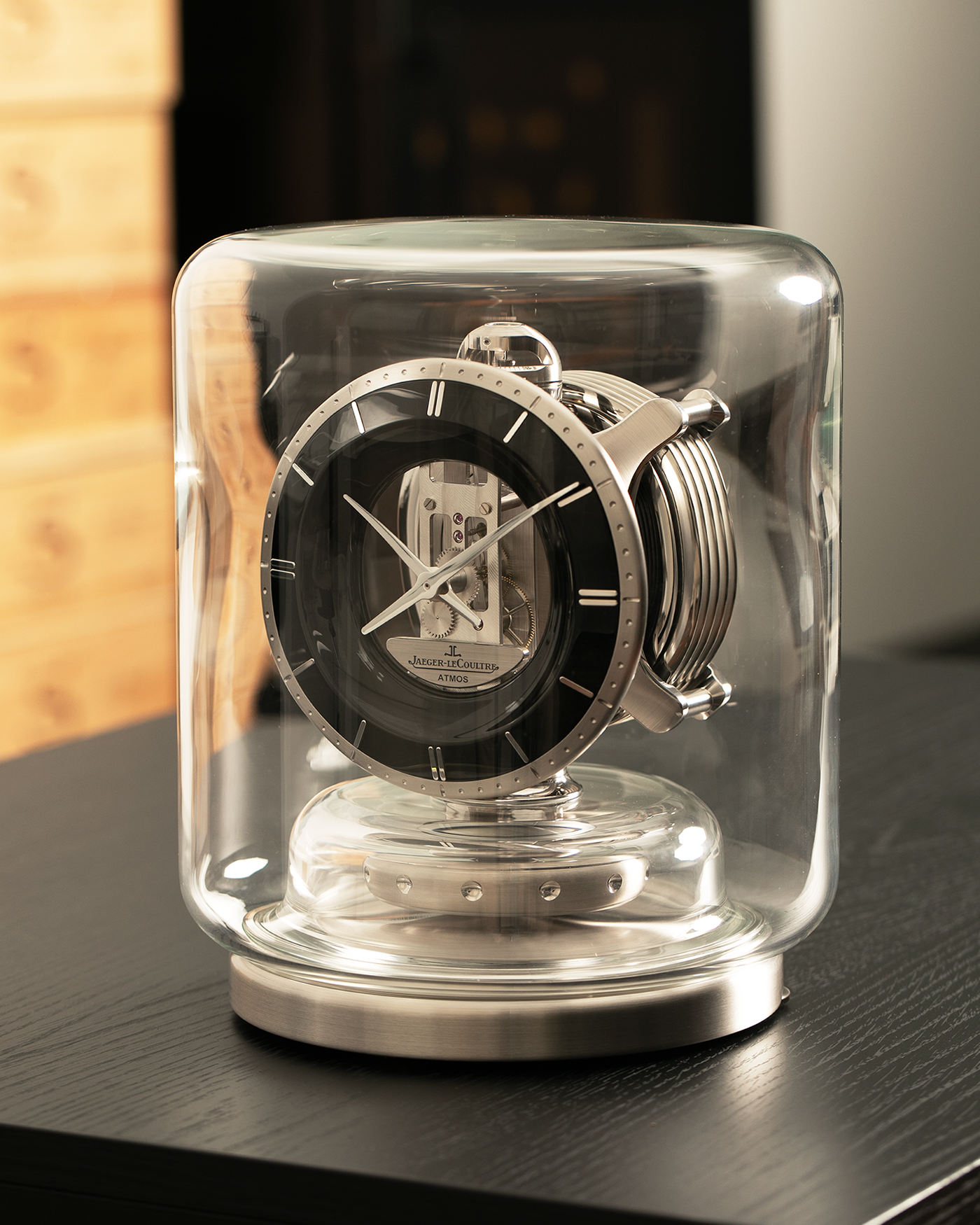 Brand: Jaeger LeCoultre
Year: 2022
Model: Atmos Infinite
Reference Number: Q540531J
Material: Glass Case, Black Lacquer Dial, Stainless Steel Construction
Movement: Jaeger LeCoultre Cal. 570, Perpetual Movement
Dimensions: 215mm (Width) x 253mm (Height)