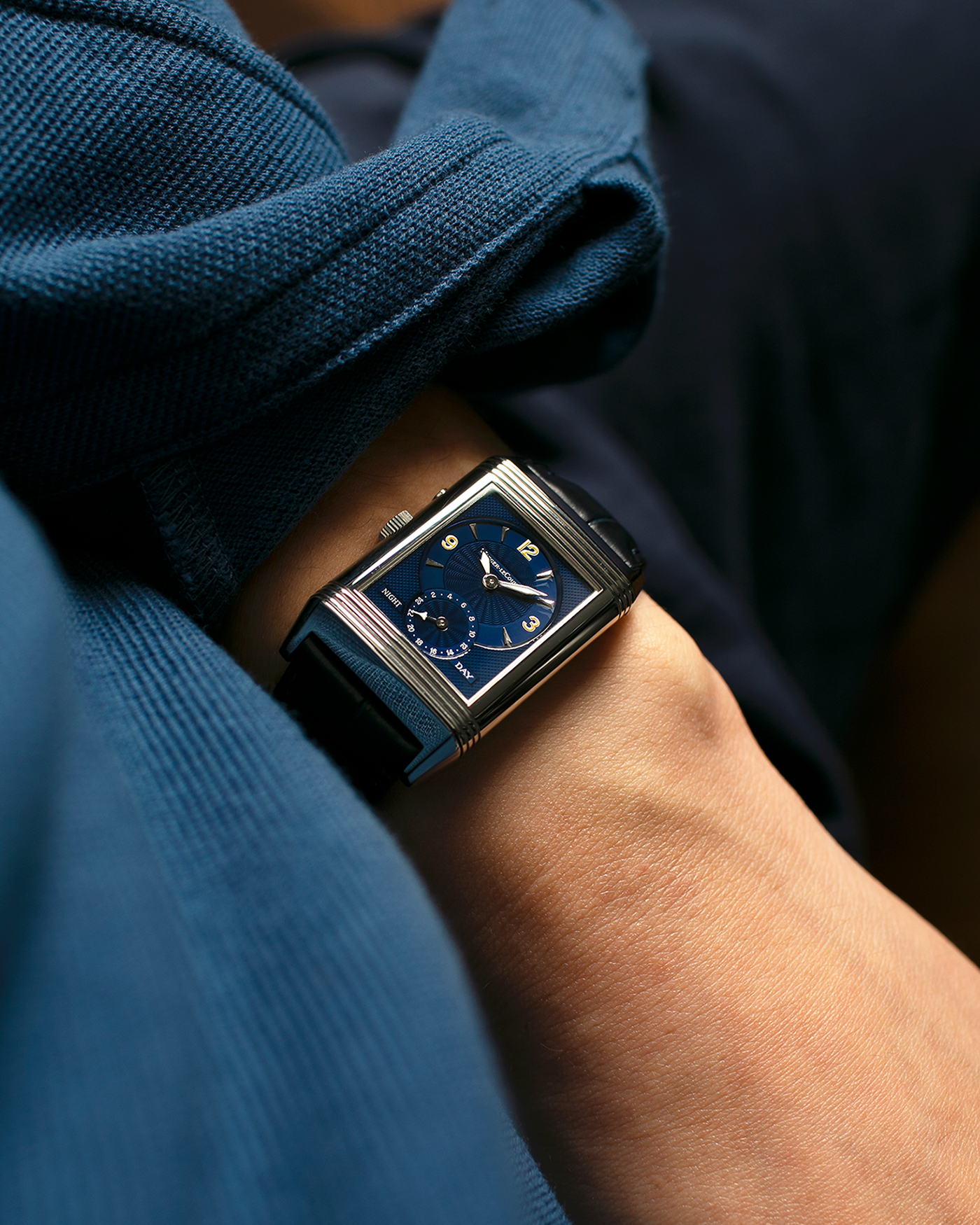 Brand: Jaeger LeCoultre
Year: Late 1990s
Model: Reverso Duoface Japan Edition Blue, Limited Edition of 300 Pieces
Reference Number: 270.8.54
Material: Stainless Steel
Movement: Jaeger LeCoultre Cal. 854, Manual-Wind
Case Dimensions: 42mm (Including Lugs) x 26mm
Lug Width: 19mm
Strap: Jaeger LeCoultre Black Alligator Leather Strap with Signed Stainless Steel Deployant Clasp