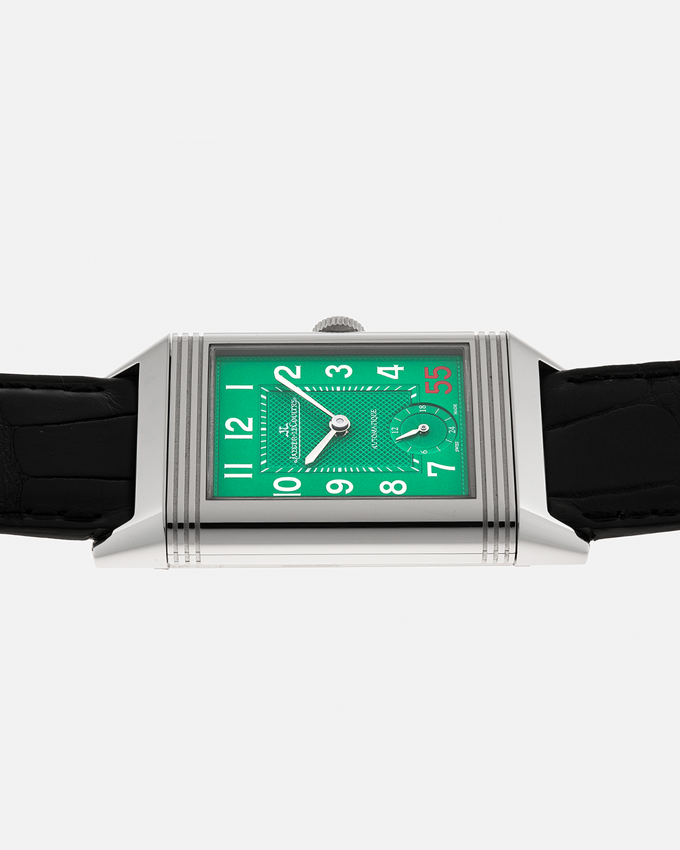 Brand: Jaeger LeCoultre
Year: 2016
Model: Grande Reverso 976 ‘55th Anniversary of Kuwait’, Limited Edition of 55 Pieces
Reference: 278.8.56
Material: Stainless Steel
Movement: Jaeger LeCoultre Cal. 967B, Self-Winding
Case Dimensions: 46mm (Including Lugs) x 27mm x 9mm
Lug Width: 20mm
Straps: Jaeger LeCoultre Black Alligator Leather Strap with Signed Stainless Steel Deployant Buckle, with extra Jaeger LeCoultre Black Alligator Leather Strap