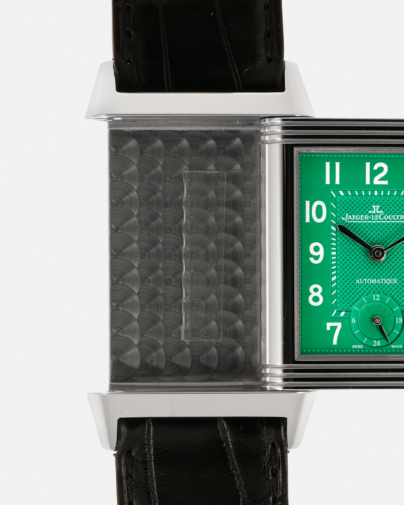 Brand: Jaeger LeCoultre
Year: 2016
Model: Grande Reverso 976 ‘55th Anniversary of Kuwait’, Limited Edition of 55 Pieces
Reference: 278.8.56
Material: Stainless Steel
Movement: Jaeger LeCoultre Cal. 967B, Self-Winding
Case Dimensions: 46mm (Including Lugs) x 27mm x 9mm
Lug Width: 20mm
Straps: Jaeger LeCoultre Black Alligator Leather Strap with Signed Stainless Steel Deployant Buckle, with extra Jaeger LeCoultre Black Alligator Leather Strap