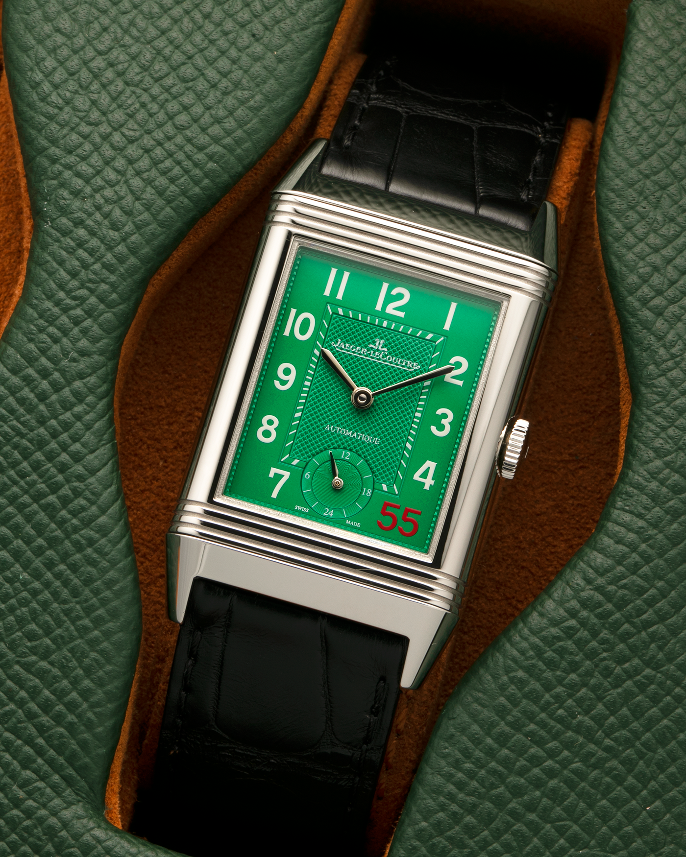 Brand: Jaeger LeCoultre
Year: 2016
Model: Grande Reverso 976 ‘55th Anniversary of Kuwait’, Limited Edition of 55 Pieces
Reference: 278.8.56
Material: Stainless Steel
Movement: Jaeger LeCoultre Cal. 967B, Self-Winding
Case Dimensions: 46mm (Including Lugs) x 27mm x 9mm
Lug Width: 20mm
Straps: Jaeger LeCoultre Black Alligator Leather Strap with Signed Stainless Steel Deployant Buckle, with extra Jaeger LeCoultre Black Alligator Leather Strap