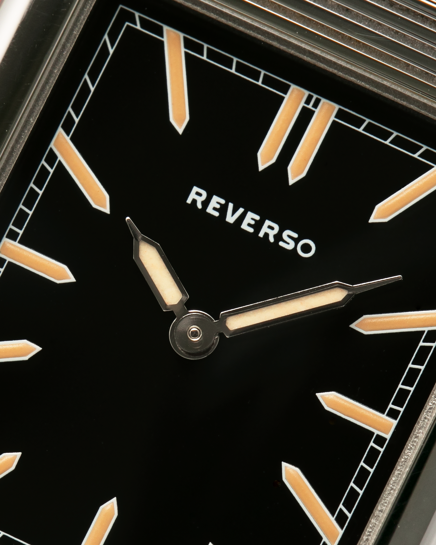 Brand: Jaeger LeCoultre
Year: 2011
Model: Q278857I, Grande Reverso Tribute to 1931 ‘US Edition’
Reference Number: 277.8.62
Material: Stainless Steel
Movement: Jaeger LeCoultre Cal. 822, Manual-Winding
Case Dimensions:  46.8mm (Including Lugs) x 27.4mm x 7.3mm
Lug Width: 20mm
Strap: Jaeger LeCoultre Casa Fagliano Black Shell Cordovan ‘2011’ Leather Strap with Signed Stainless Steel Tang Buckle