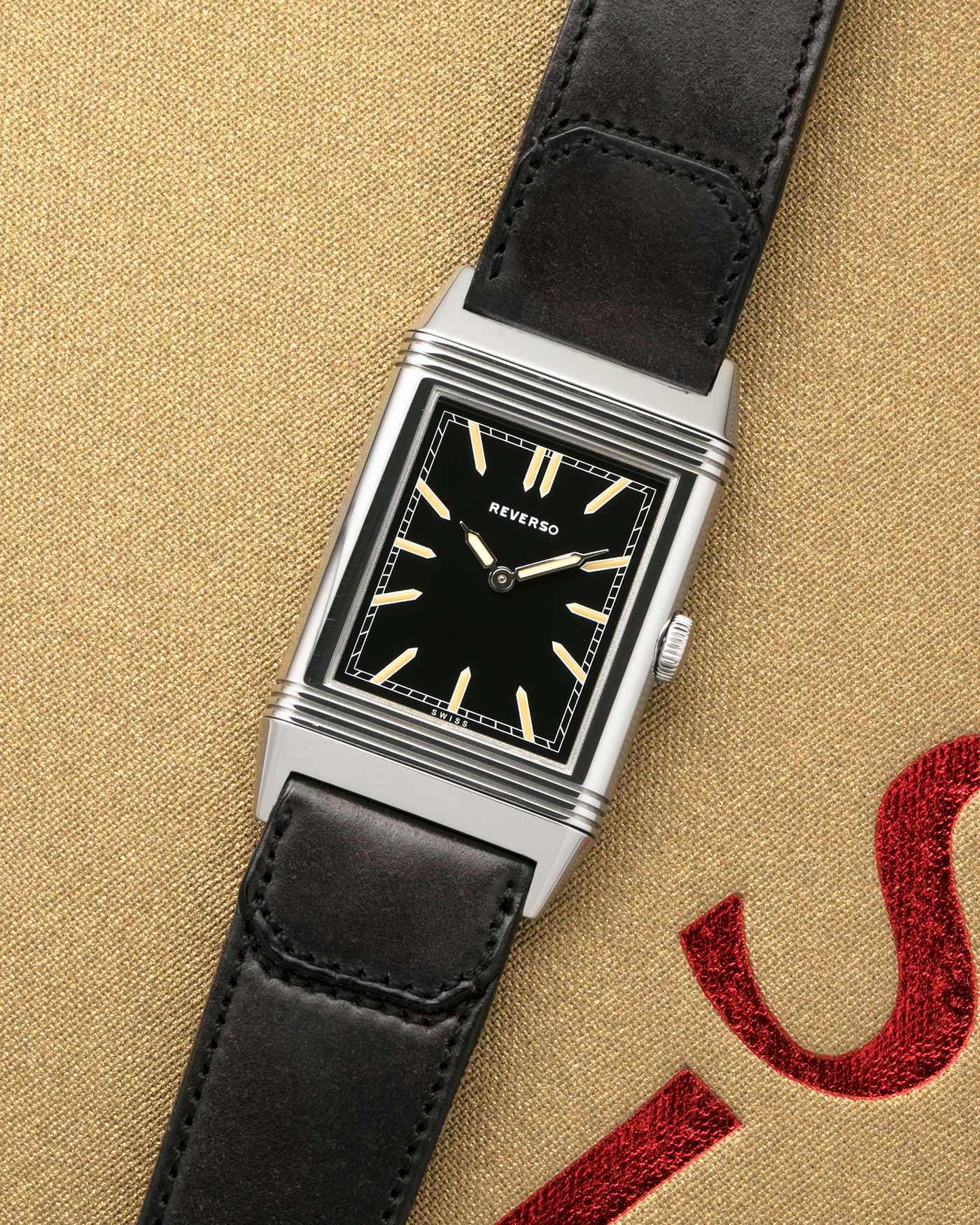 Brand: Jaeger LeCoultre Year: 2011 Model: Q278857I, Grande Reverso Tribute to 1931 ‘US Edition’ Reference Number: 277.8.62 Material: Stainless Steel Movement: Jaeger LeCoultre Cal. 822, Manual-Winding Case Dimensions:  46.8mm (Including Lugs) x 27.4mm x 7.3mm Lug Width: 20mm Straps: Jaeger LeCoultre Casa Fagliano Black Shell Cordovan ‘2011’ Leather Strap with Signed Stainless Steel Tang Buckle, extra Jaeger LeCoultre Dark Brown Shell Cordovan ‘2011’ Leather Strap, extra Jaeger LeCoultre Casa Fagliano Light 