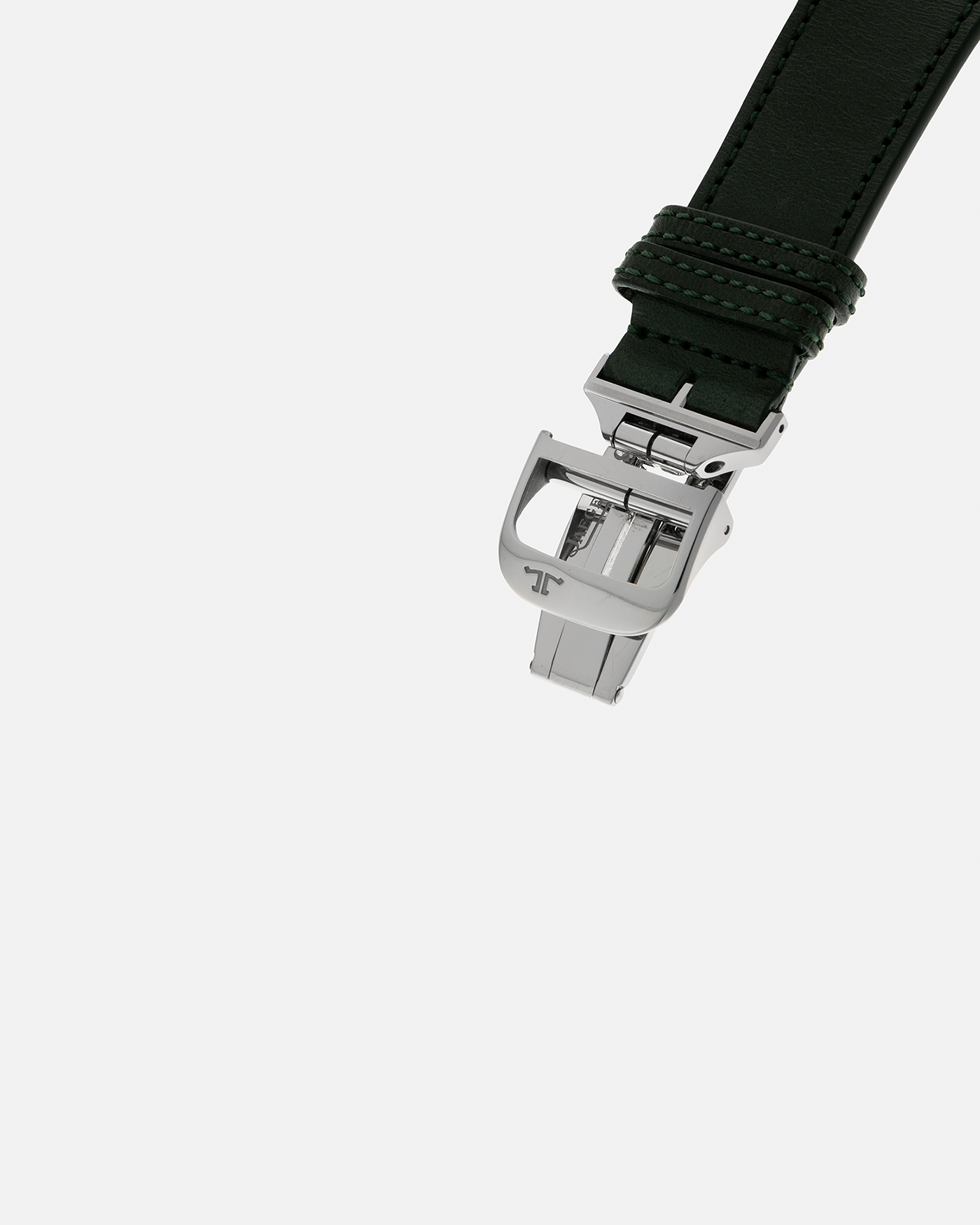 Brand: Jaeger LeCoultre
Year: 2020
Model: Grande Reverso 976 ‘55th Anniversary of Kuwait’, Limited Edition of 55 Pieces
Reference: 278.8.56
Material: Stainless Steel
Movement: Jaeger LeCoultre Cal. 967B, Self-Winding
Case Dimensions: 46mm (Including Lugs) x 27mm x 9mm
Lug Width: 20mm
Strap: Jaeger LeCoultre Casa Fagliano Olive Green Leather Strap with Signed Stainless Steel Deployant Clasp
