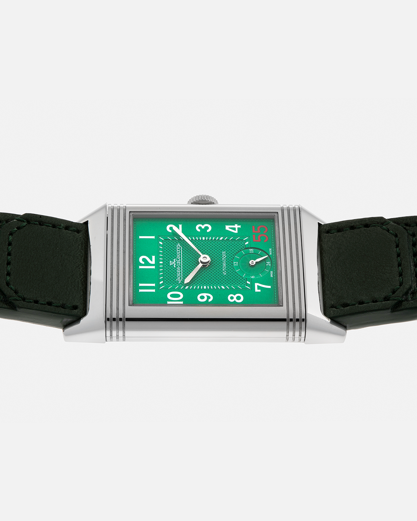 Brand: Jaeger LeCoultre
Year: 2020
Model: Grande Reverso 976 ‘55th Anniversary of Kuwait’, Limited Edition of 55 Pieces
Reference: 278.8.56
Material: Stainless Steel
Movement: Jaeger LeCoultre Cal. 967B, Self-Winding
Case Dimensions: 46mm (Including Lugs) x 27mm x 9mm
Lug Width: 20mm
Strap: Jaeger LeCoultre Casa Fagliano Olive Green Leather Strap with Signed Stainless Steel Deployant Clasp