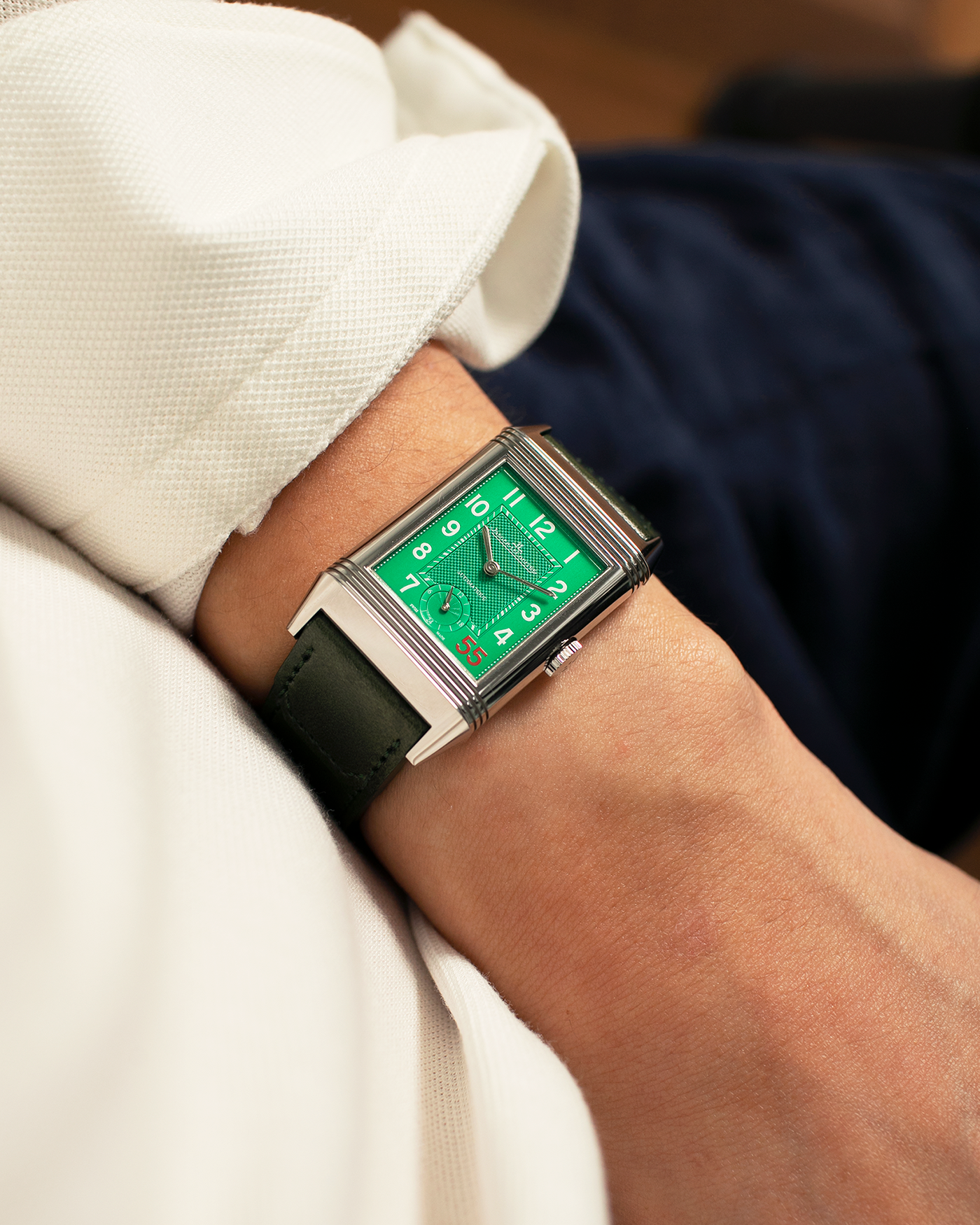 Brand: Jaeger LeCoultre
Year: 2020
Model: Grande Reverso 976 ‘55th Anniversary of Kuwait’, Limited Edition of 55 Pieces
Reference: 278.8.56
Material: Stainless Steel
Movement: Jaeger LeCoultre Cal. 967B, Self-Winding
Case Dimensions: 46mm (Including Lugs) x 27mm x 9mm
Lug Width: 20mm
Strap: Jaeger LeCoultre Casa Fagliano Olive Green Leather Strap with Signed Stainless Steel Deployant Clasp
