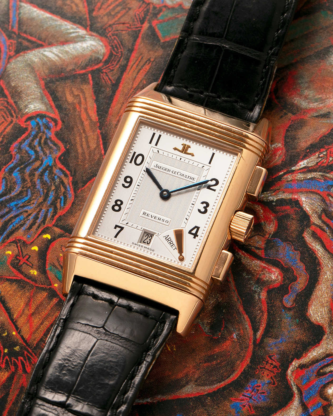 Brand: Jaeger LeCoultre
Year: 1996
Model: Reverso Chronograph Retrograde, Limited to 500 pieces
Reference: 270.2.69
Material: 18-carat Rose Gold
Movement: Jaeger LeCoultre Cal. 829, Manual-Wind
Case Dimensions: 42mm (Including Lugs) x 26mm x 9.5mm
Lug Width: 19mm
Strap: Jaeger-LeCoultre Black Alligator Leather Strap with Signed 18-carat Rose Gold Deployant Clasp