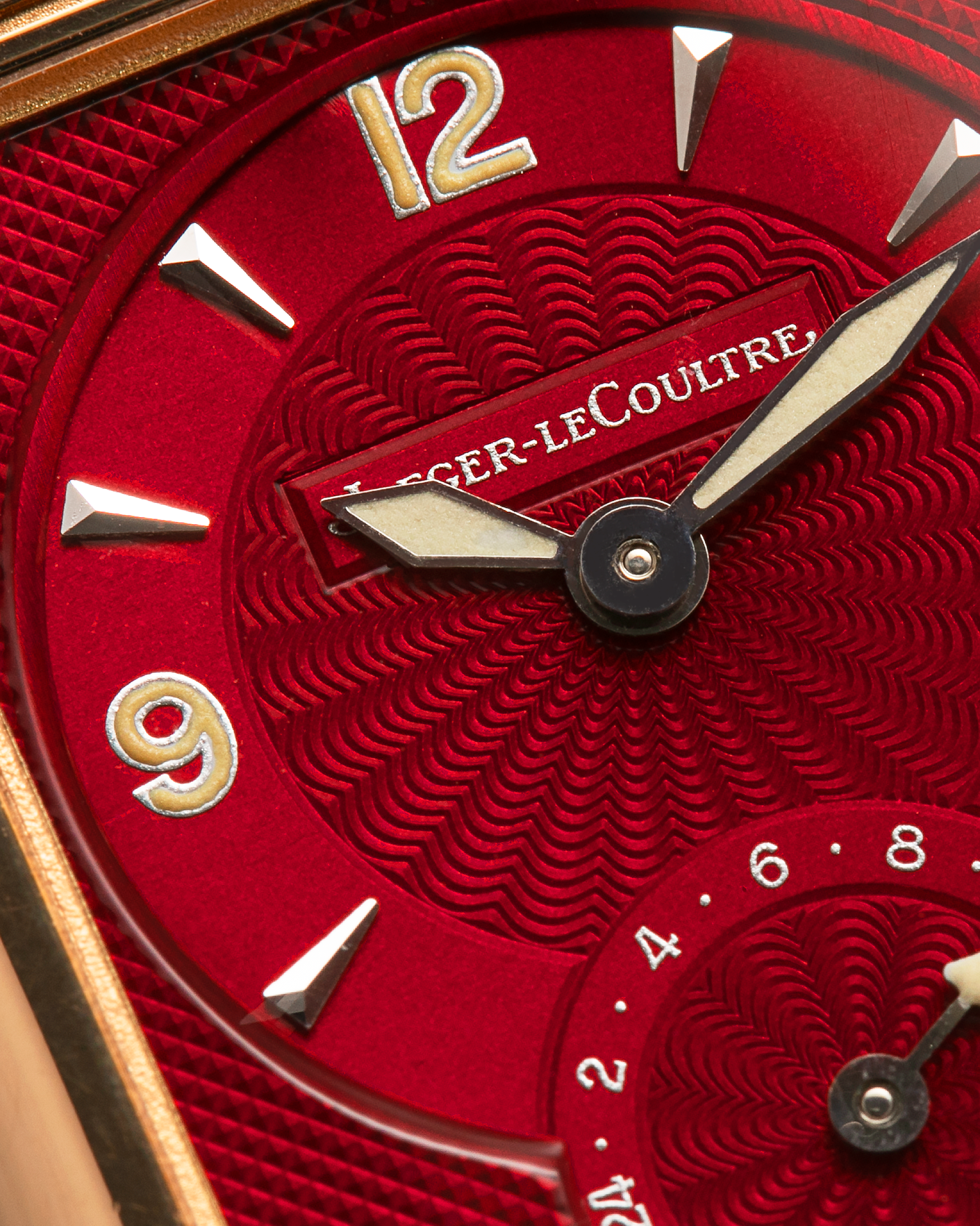 Brand: Jaeger LeCoultre
Year: 1999
Model: Reverso Duoface Japan Edition Red, Limited Edition of 39 Pieces
Reference Number: 270.1.54
Material: 18-carat Yellow Gold
Movement: Jaeger LeCoultre Cal. 854, Manual-Wind
Case Dimensions: 42mm (Including Lugs) x 26mm
Lug Width: 19mm
Strap: Jaeger LeCoultre Burgundy Red Alligator Leather Strap with Signed 18-carat Yellow Gold Tang Buckle