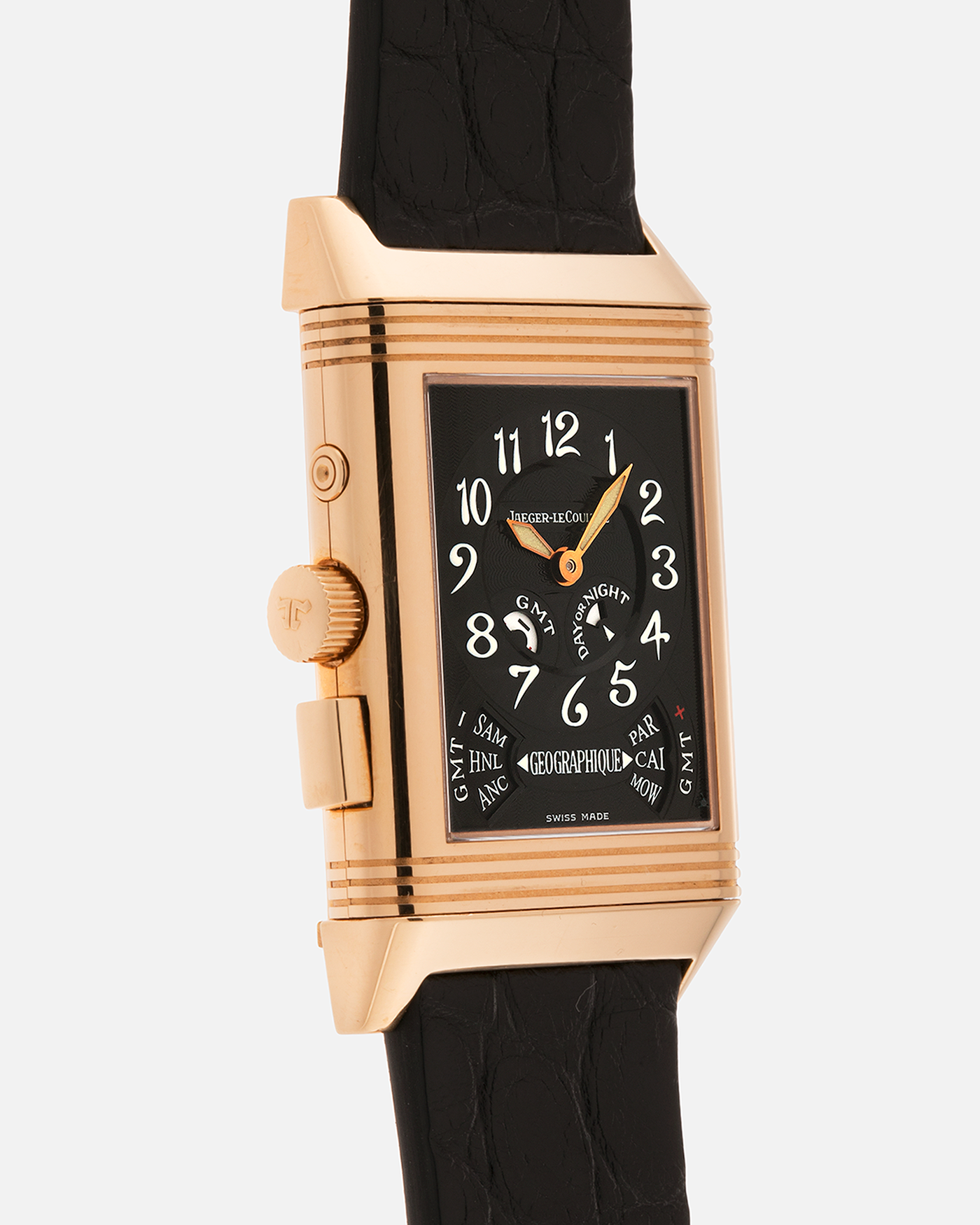 Brand: Jaeger LeCoultre
Year: 1998
Model: Reverso Géographique World Time Duoface, Limited to 500 pieces
Reference: 270.2.58
Material: 18k Rose Gold
Movement: Jaeger LeCoultre Cal. 858, Manual-Winding
Case Dimensions: 42mm (Including Lugs) x 26mm x 10mm
Lug Width: 19mm
Strap: Black Handdn Round-Scale Alligator Leather Strap with Jaeger-LeCoultre 18k Rose Gold Deployant Clasp