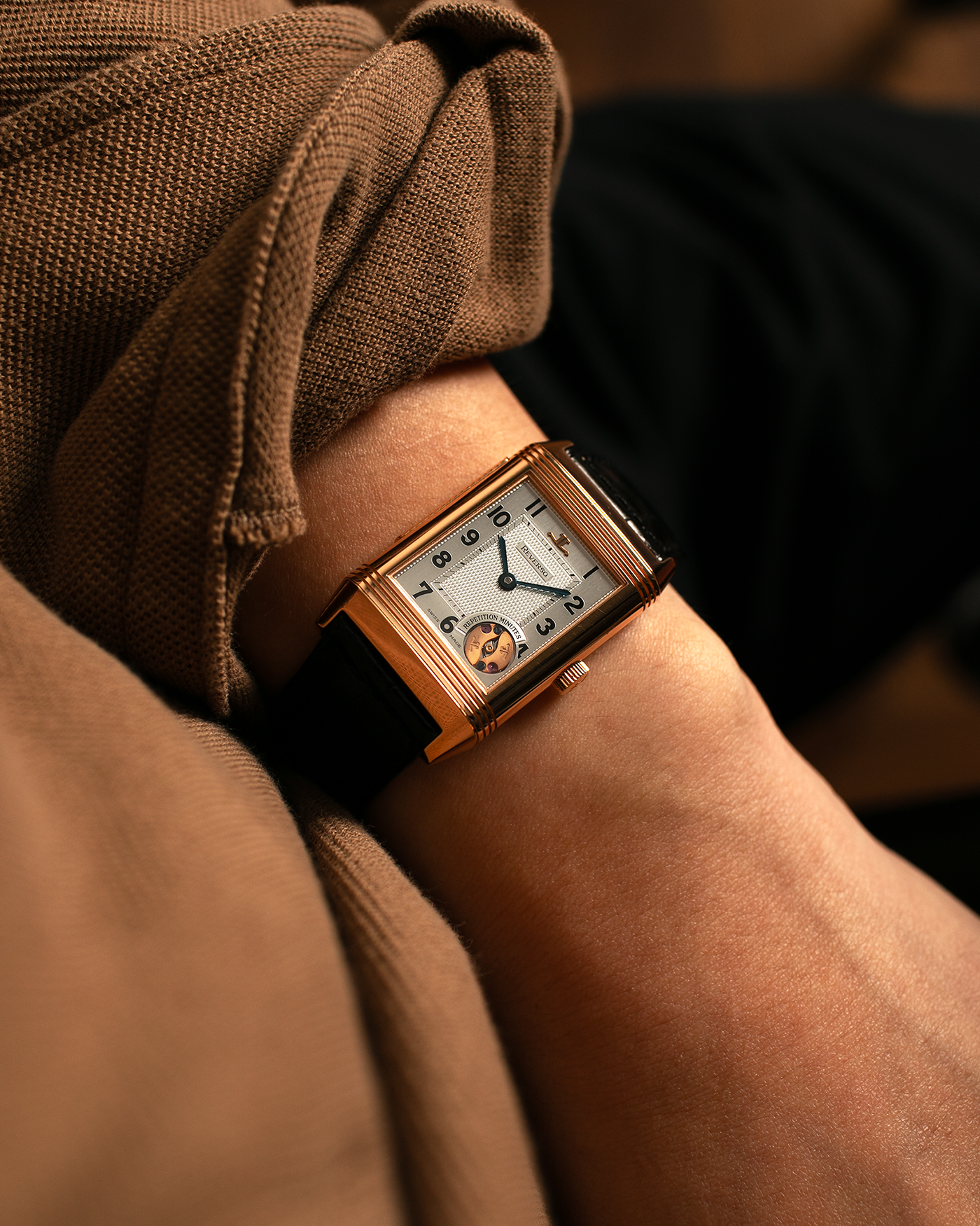 Brand: Jaeger LeCoultre
Year: 1994
Model: Reverso Minute Repeater, Limited to 500 pieces
Reference: 270.2.72
Material: 18-carat Rose Gold
Movement: Jaeger LeCoultre Cal. 943 , Manual-Winding
Case Dimensions: 42mm (Including Lugs) x 26mm x 10mm
Lug Width: 19mm
Strap: Black Jaeger-LeCoultre Alligator Strap and Signed Jaeger-LeCoultre 18-carat Rose Gold Deployant Clasp