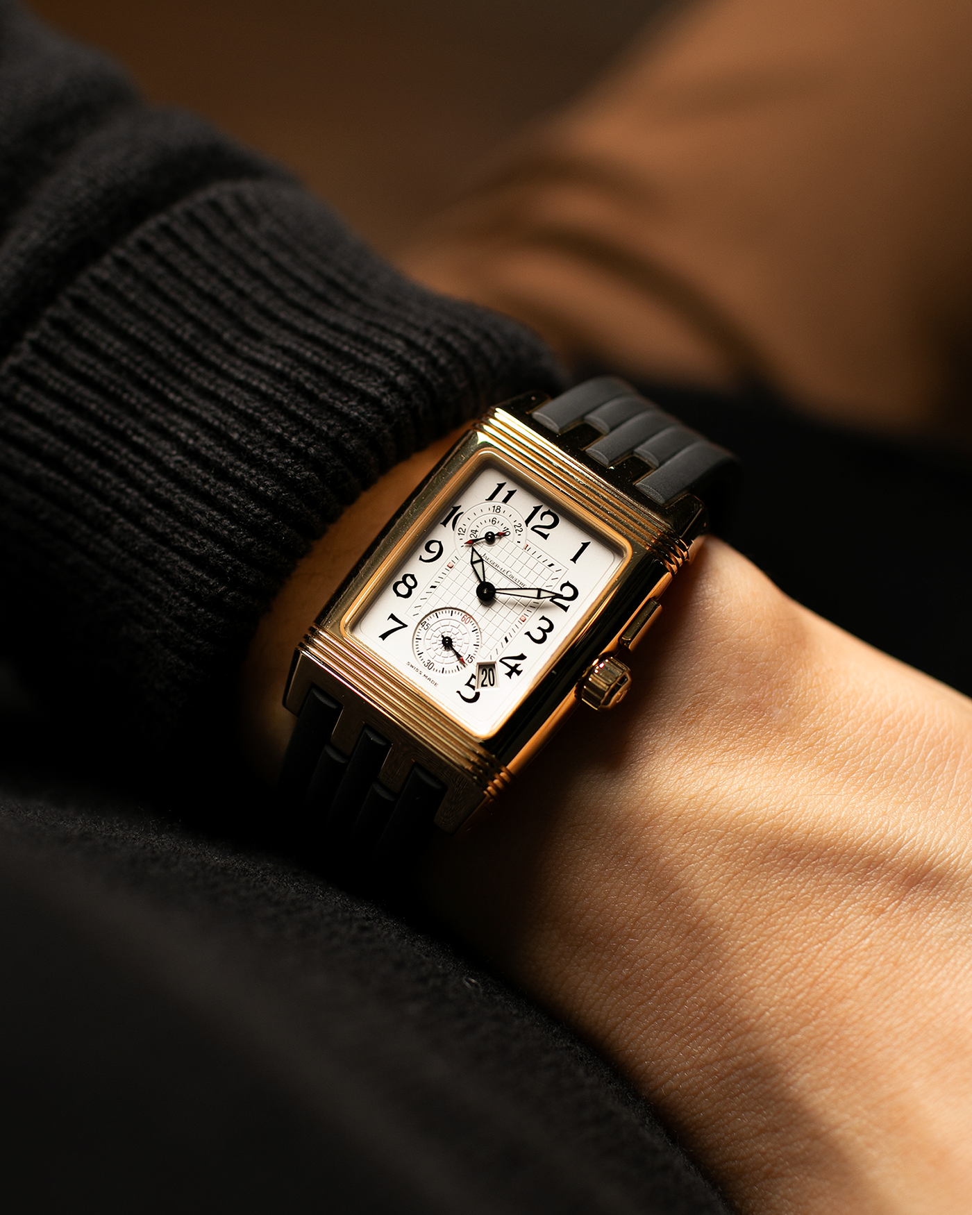 Brand: Jaeger LeCoultre Year: 2000’s Model: Reverso Night and Day Gran’ Sport Duo Model Number: Q2941601 Reference Number: 295.1.51 Material: 18-carat Yellow Gold Movement: JLC Cal. 851, Manual-Wind Case Diameter: 44mm x 38mm Strap: Jaeger LeCoultre Gran’ Sport Rubber Strap with Signed 18-carat Yellow Gold Deployant Clasp